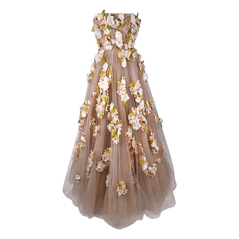 Herre venlig næve taske Vintage Valentino Evening Dresses and Gowns - 264 For Sale at 1stDibs |  vintage valentino dress, vintage valentino gown, valentino gowns