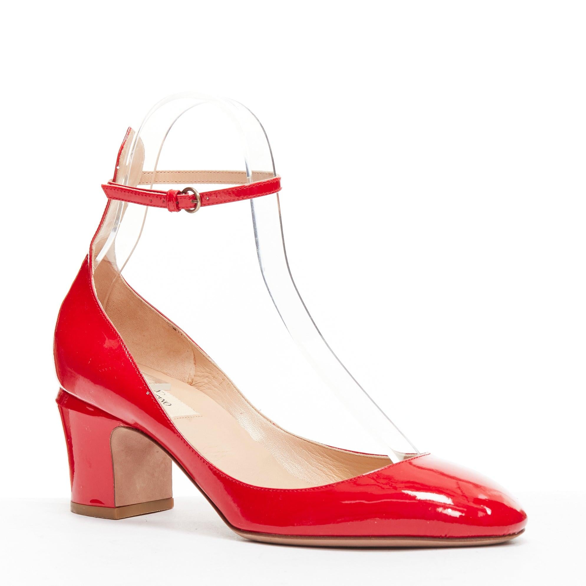 VALENTINO Tango 60 red patent leather Maryjane pumps EU38.5
Reference: BSHW/A00148
Brand: Valentino
Designer: Pier Paolo Piccioli
Model: Tango
Material: Patent Leather
Color: Red
Pattern: Solid
Closure: Ankle Strap
Lining: Nude Leather
Extra