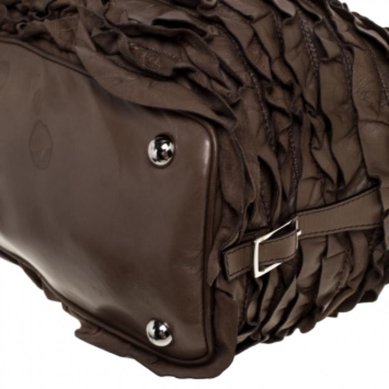 Valentino Taupe Leather Allure Ruffled Frame Bag For Sale 3