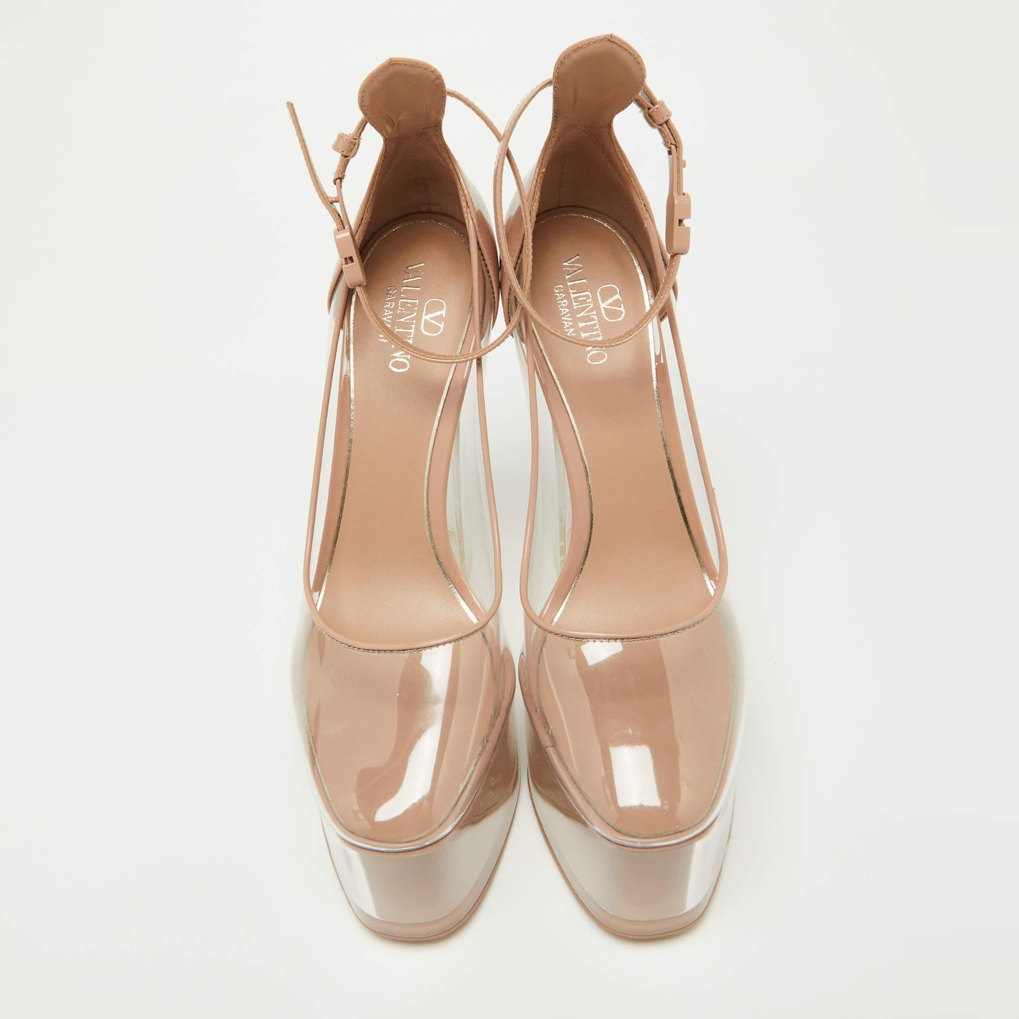 Exuding femininity and elegance, these Tan-Go pumps feature a chic silhouette with an attractive design. You can wear these pumps for a stylish look.

Includes
Original Dustbag
