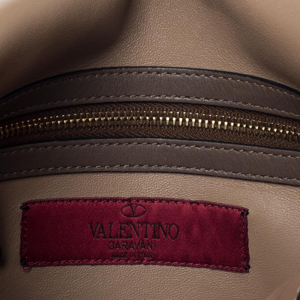 Valentino Tri Color Leather Rivet Shoulder Bag In Good Condition In Dubai, Al Qouz 2