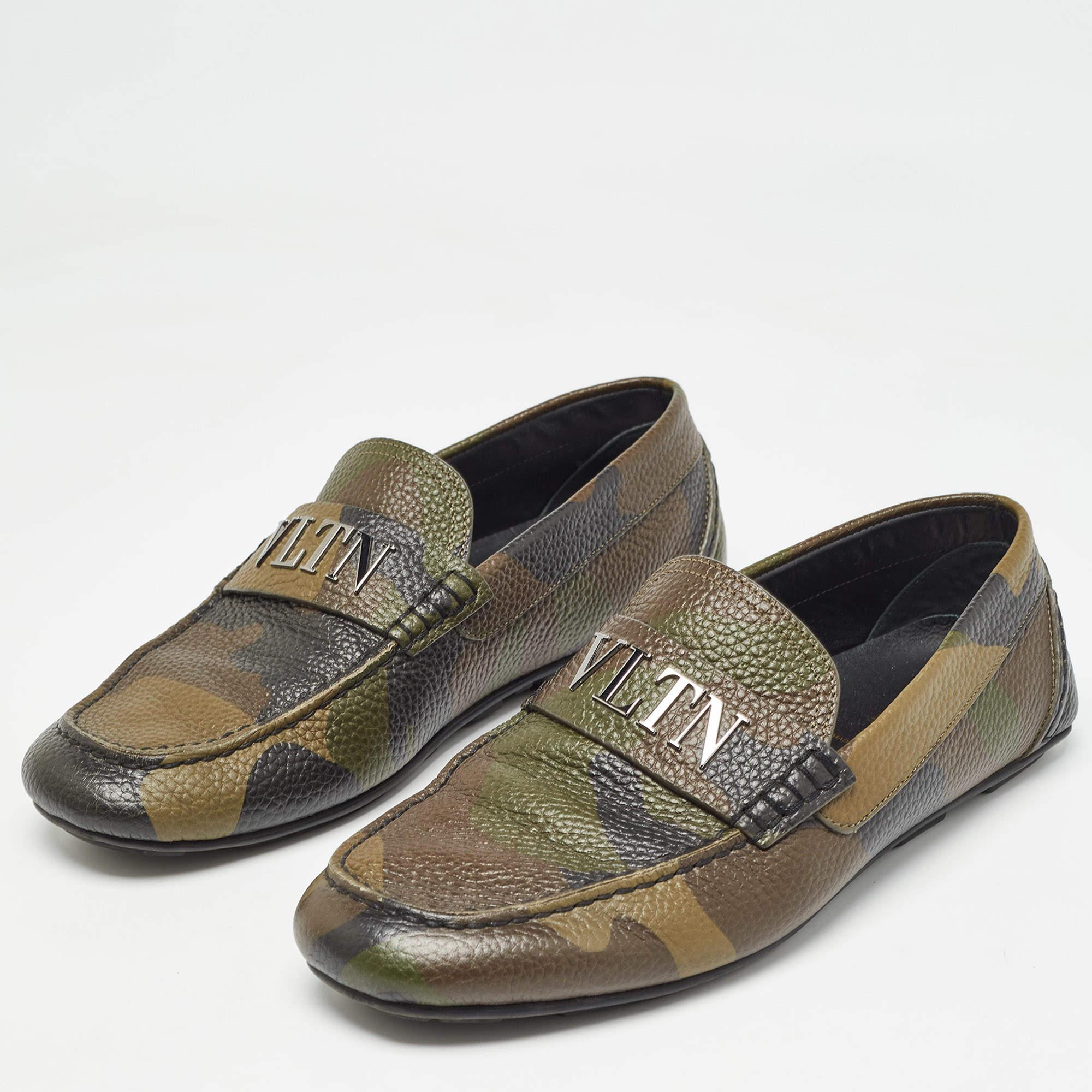 Practical fashionable and durable—these Valentino loafers are carefully built to be fine companions to your everyday style. They come made using the best materials to be a prized buy.