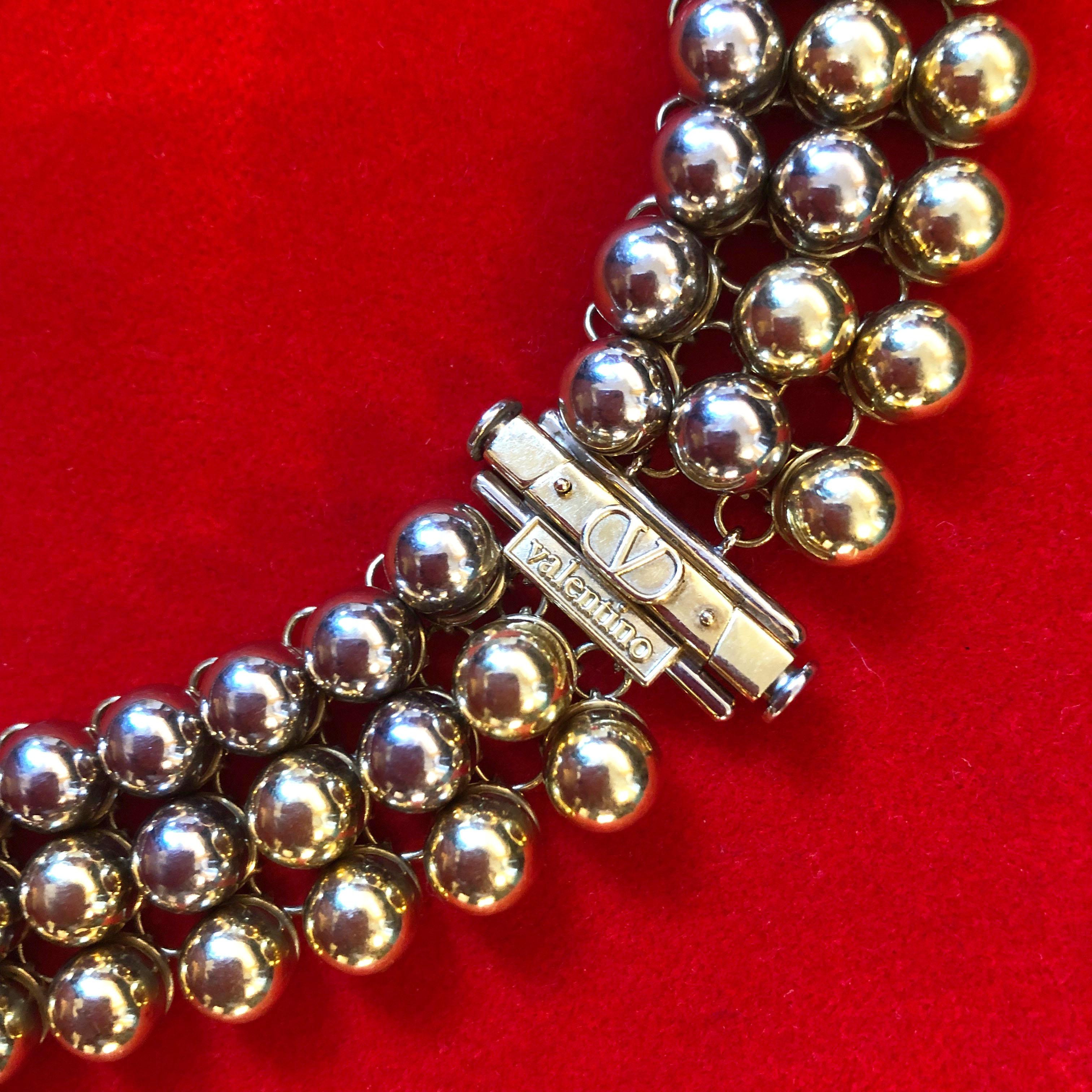 1970s Valentino Bicolor Gold Bead Collar Necklace In Excellent Condition In New York, NY
