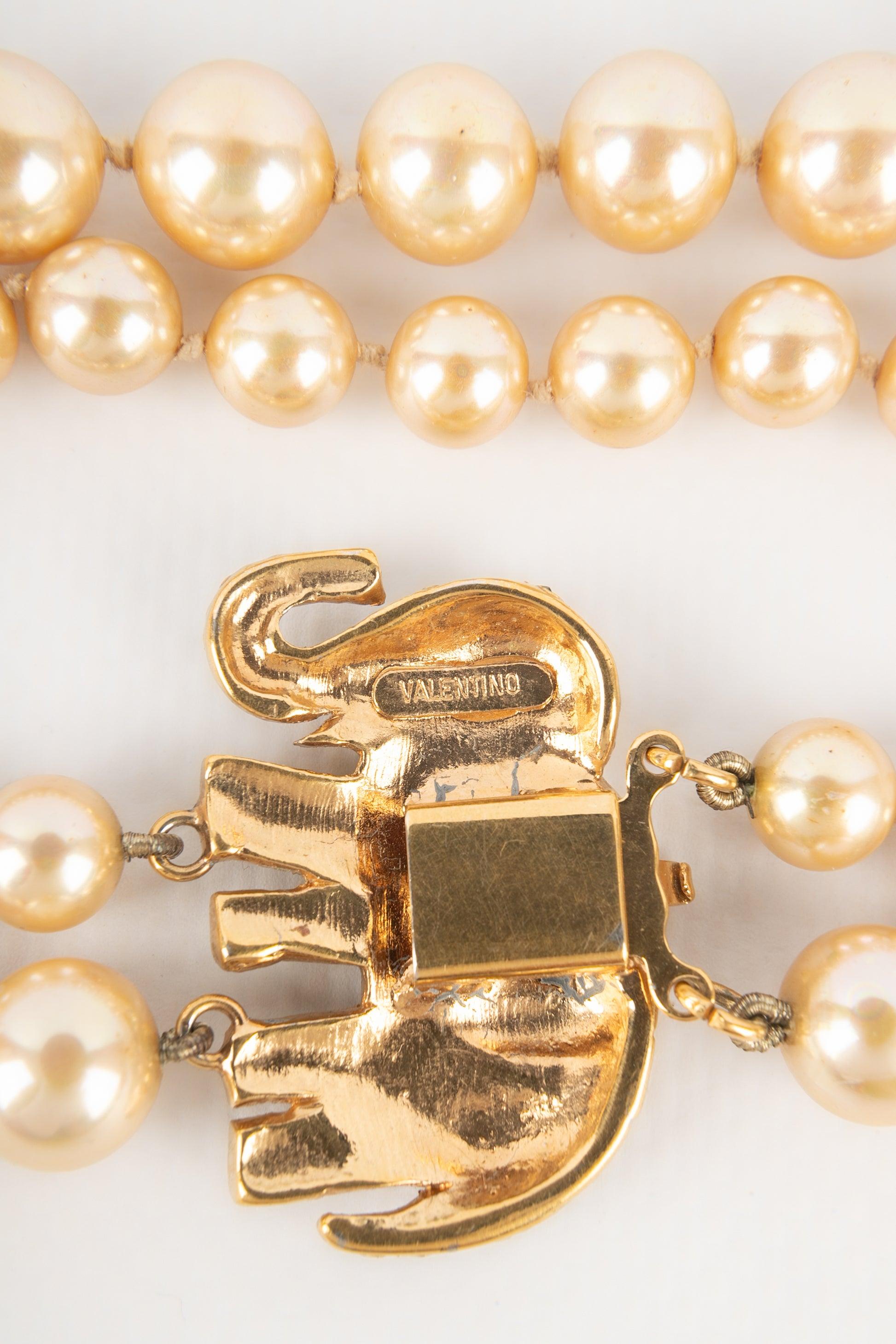 Valentino Two-Row Costume Pearl Necklace, 1980s For Sale 3