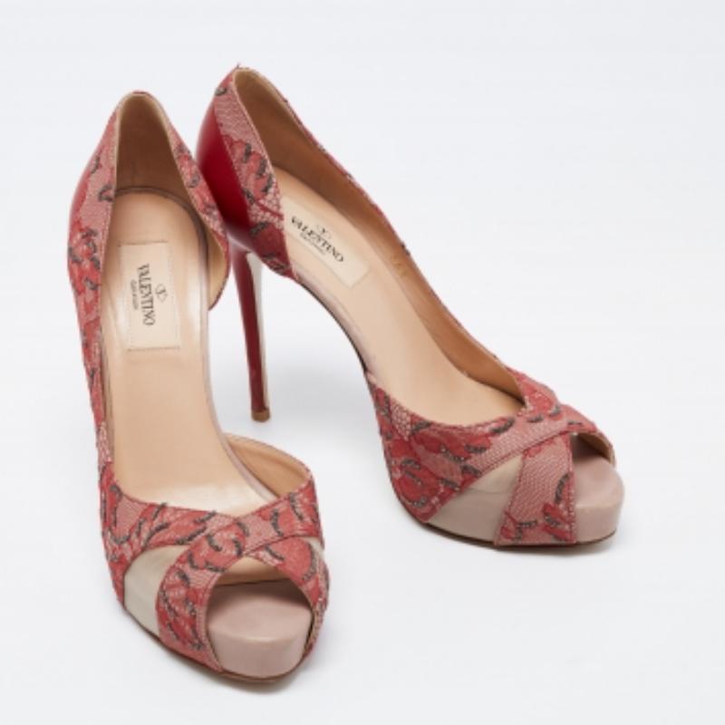 Brown Valentino Two Tone Lace, Mesh and Leather Peep Toe D'orsay Pumps Size 36.5 For Sale