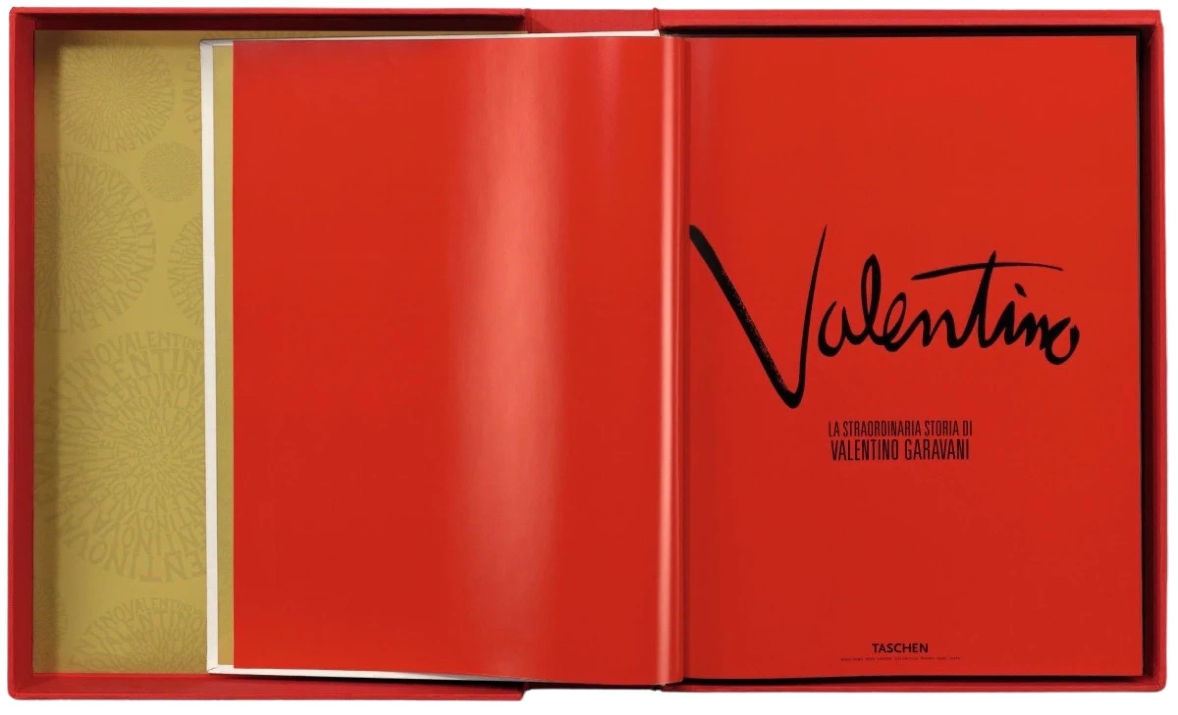 Valentino „Una Grande Storia Italiana“ Taschen nummeriert Ausverkauft Ltd. Ausgabe  im Zustand „Gut“ im Angebot in Palm Springs, CA