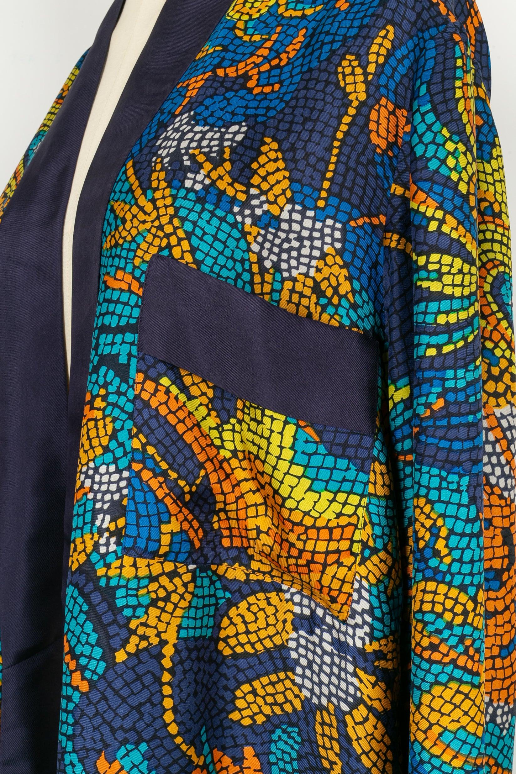 Valentino Uomo Long Kimono in silk printed with mosaic For Sale 2