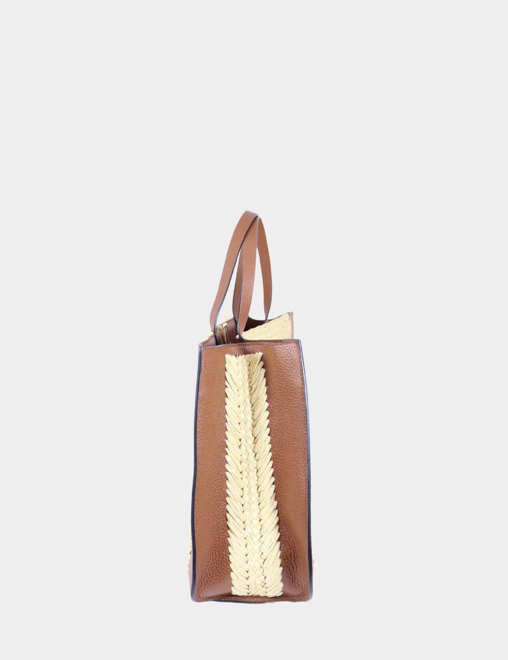 Valentino V-logo Signature Crochet Raffia Tote Bag, features two leather handles, logo plaque, and single interior pocket.

Material: Leather and Crochet Raffia
Hardware: Gold
Height: 34cm
Width: 40cm
Depth: 13cm
Handle Drop: 16cm
Overall condition: