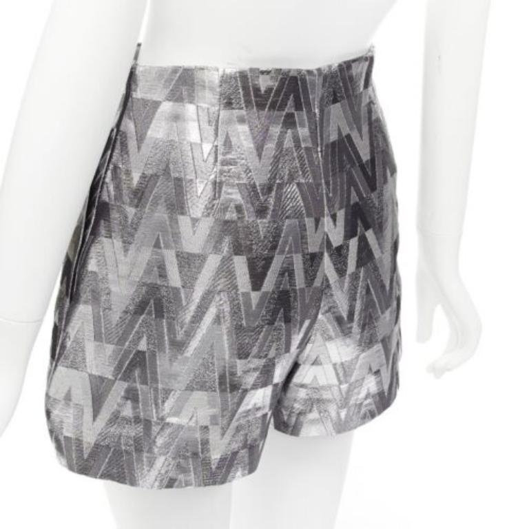 VALENTINO V Optical metallic silver graphic jacquard highwa stied shorts IT38 XS For Sale 3