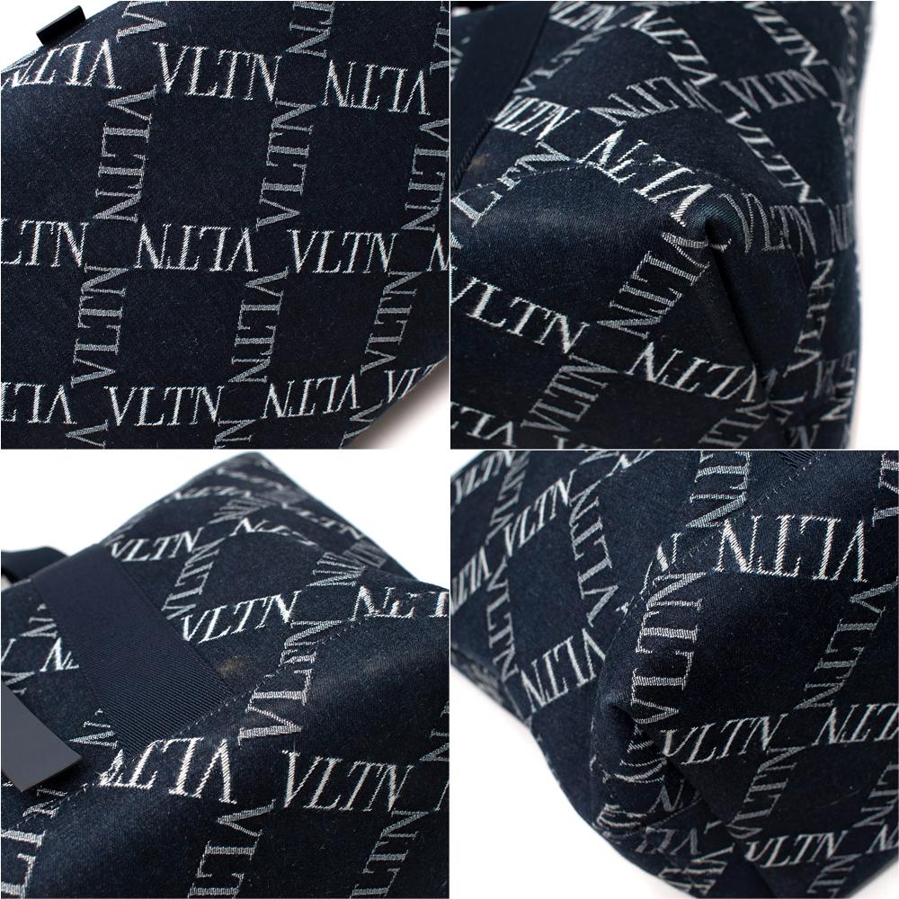 Valentino V-Ring VLTN Indigo Denim Tote Bag For Sale 1