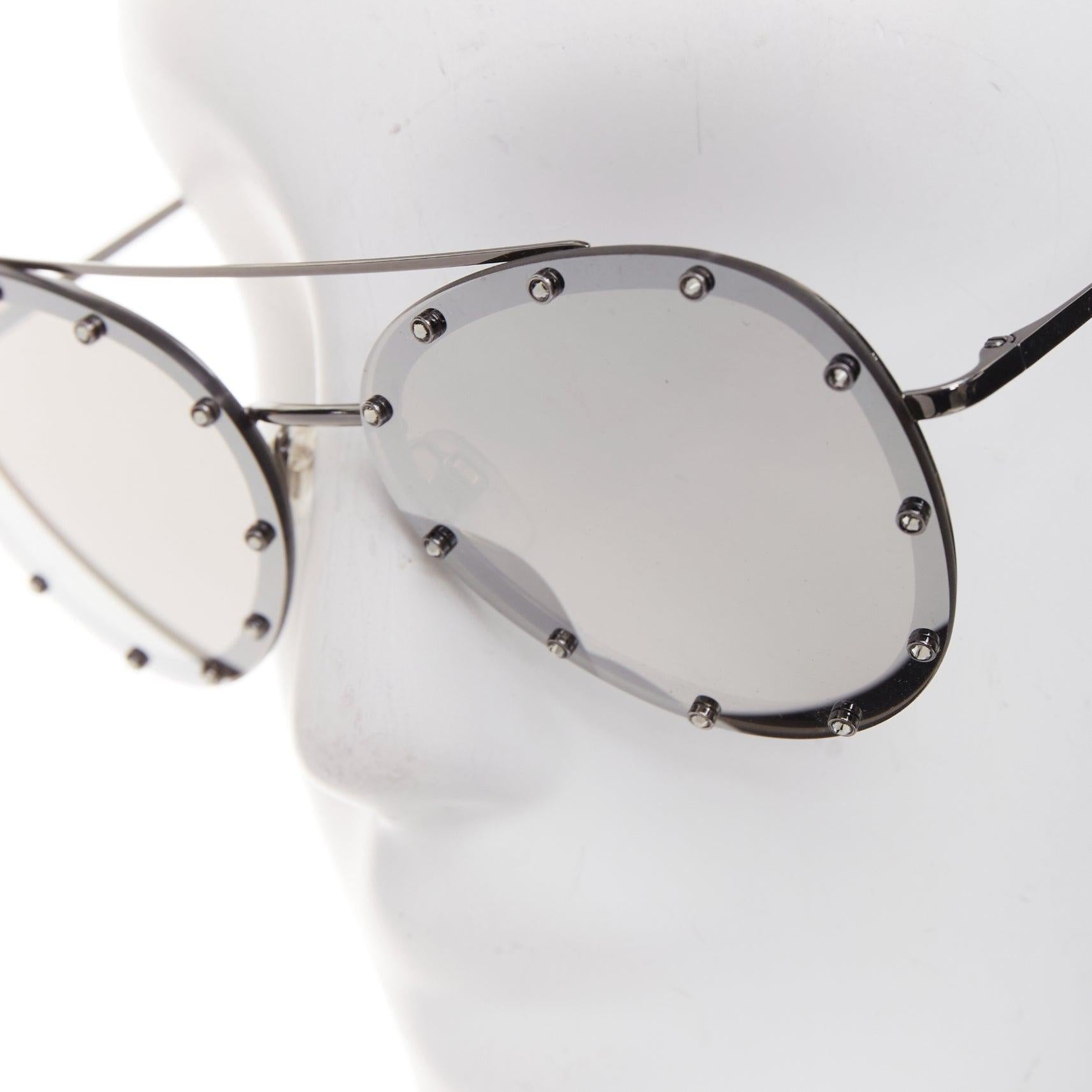 Silver VALENTINO VA2013 58cm crystal stud mirror silver pilot aviator sunglasses For Sale