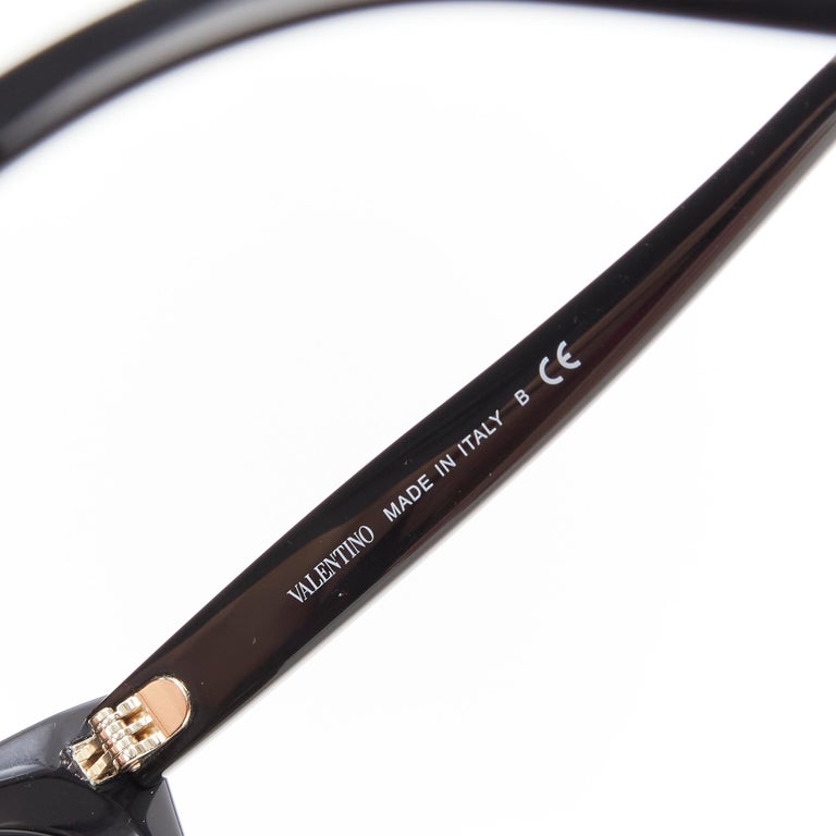 VALENTINO VA4018 Rockstud black gold studded cateye sunglasses Valentino | Accessories | Valentino Va48 Rockstud Black Gold  main image 4