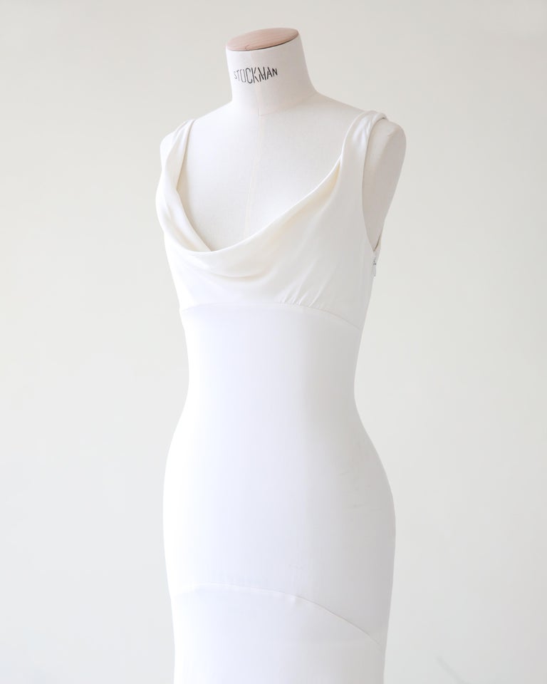 Valentino vintage backless white ivory fitted wedding dress gown with train  at 1stDibs