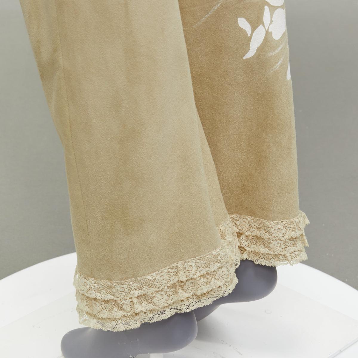 VALENTINO Vintage beige hand painted floral lambskin suede leather pants UK6 XS For Sale 4