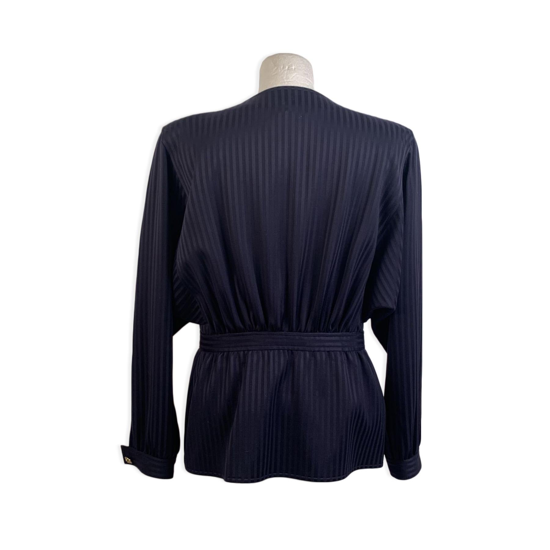 Valentino Vintage Blue Striped Collarless Peplum Hem Jacket Size 10 In Excellent Condition In Rome, Rome