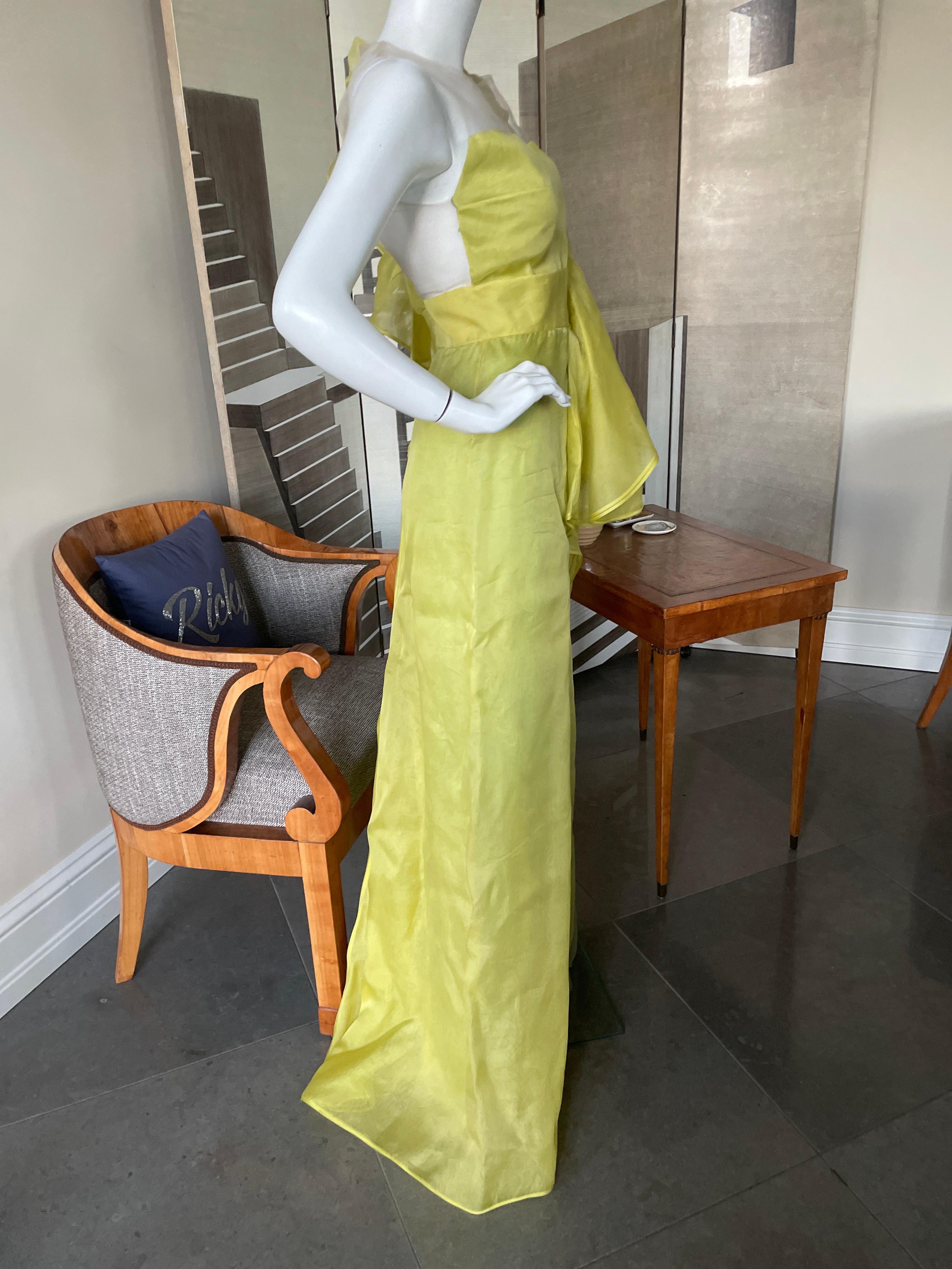 Valentino Vintage Green Silk Evening Dress with Sheer Bodice and Grand Ruff For Sale 8