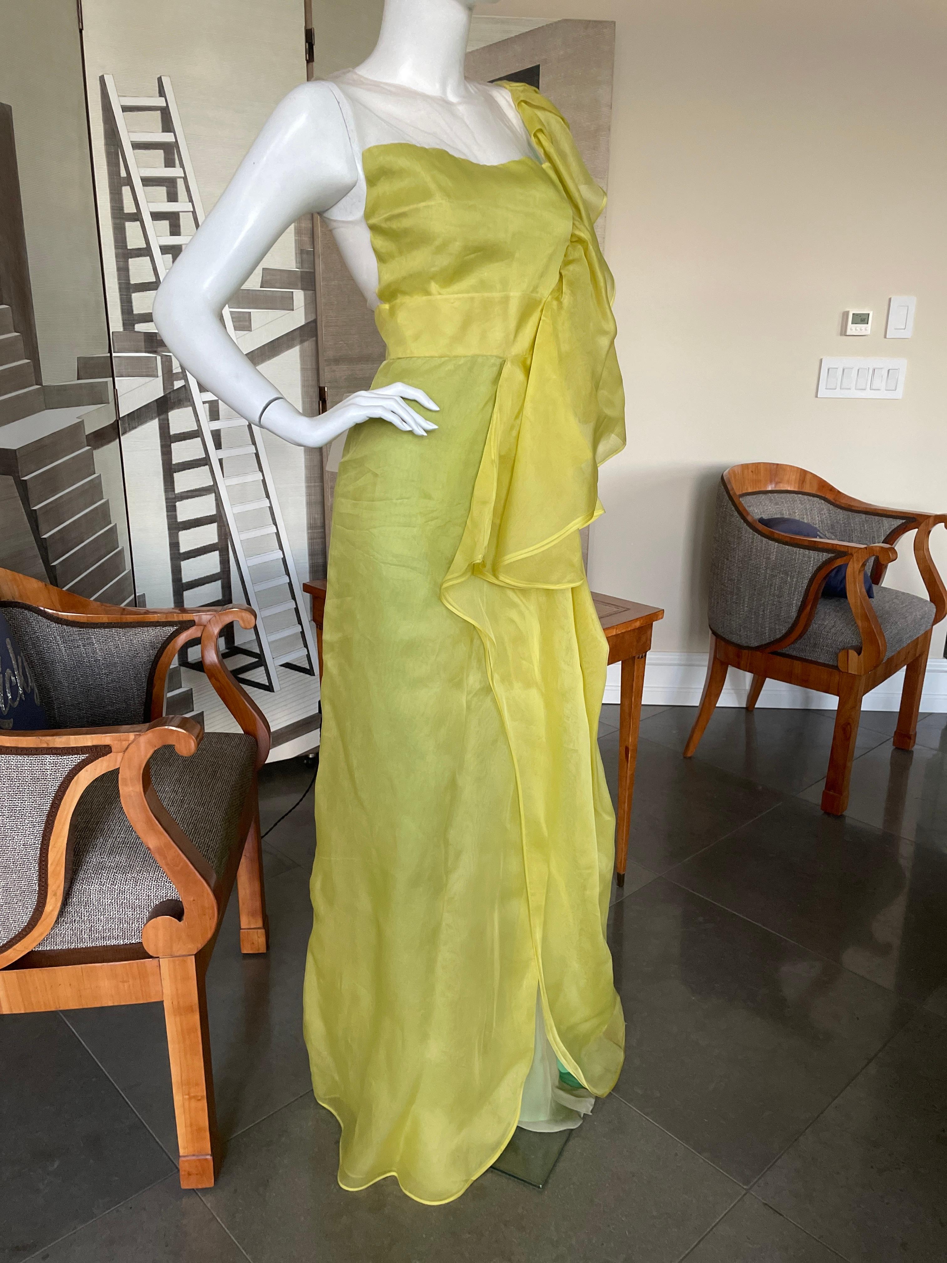 Valentino Vintage Green Silk Evening Dress with Sheer Bodice and Grand Ruff For Sale 4
