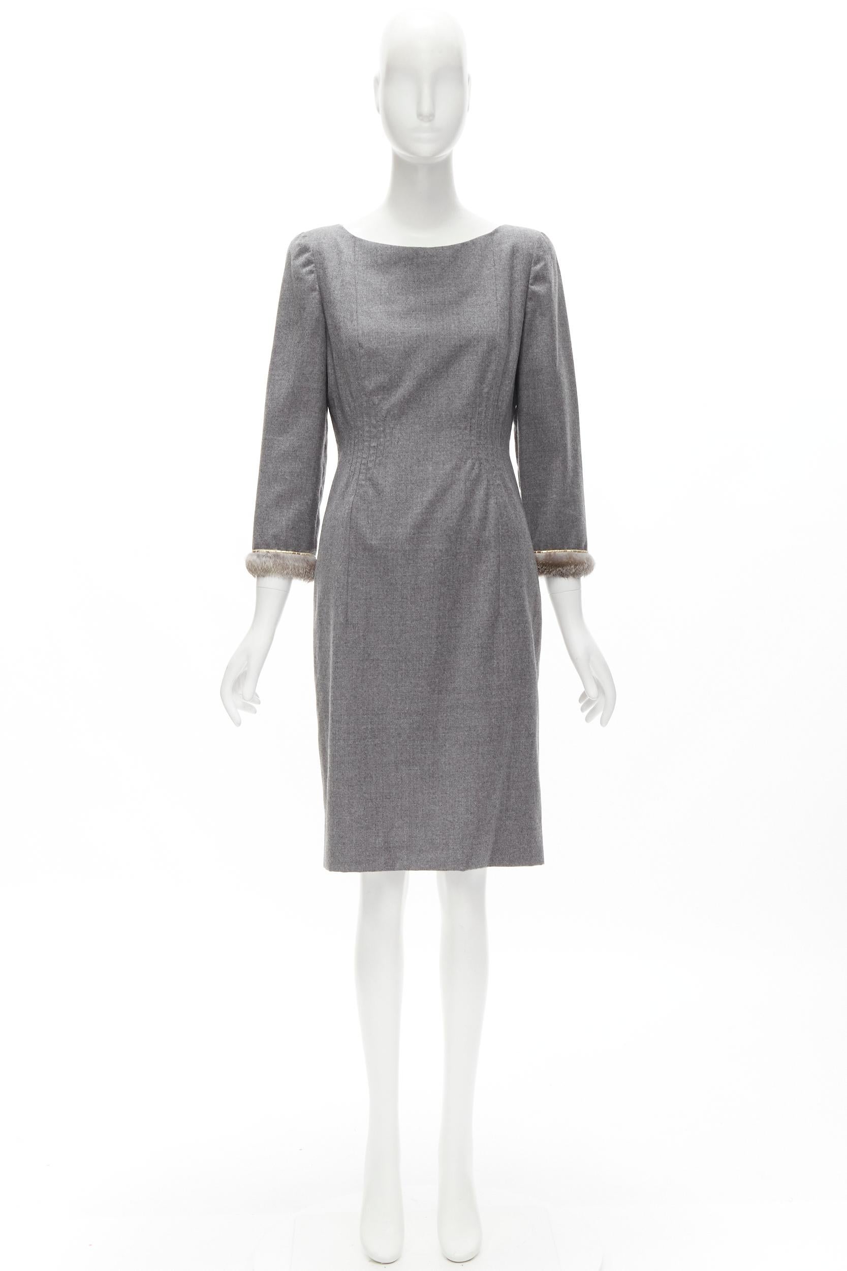 VALENTINO Vintage grey wool cashmere fur cuff pinched waist dress US8 M For Sale 4