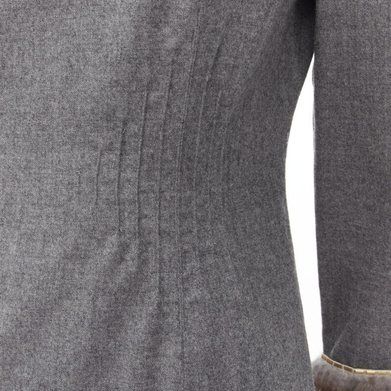 VALENTINO Vintage grey wool cashmere fur cuff pinched waist dress US8 M
Reference: TGAS/C01262
Brand: Valentino
Designer: Pier Paolo Piccioli
Material: Wool, Cashmere
Color: Grey
Pattern: Solid
Closure: Zip
Extra Details: Wide boat neckline. Pinched