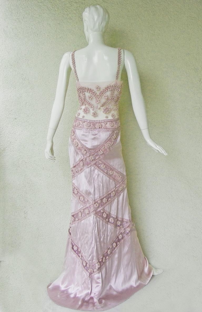  Valentino Vintage Hand Embroidered Lilac Runway Evening Gown Dress   New! In New Condition In Los Angeles, CA
