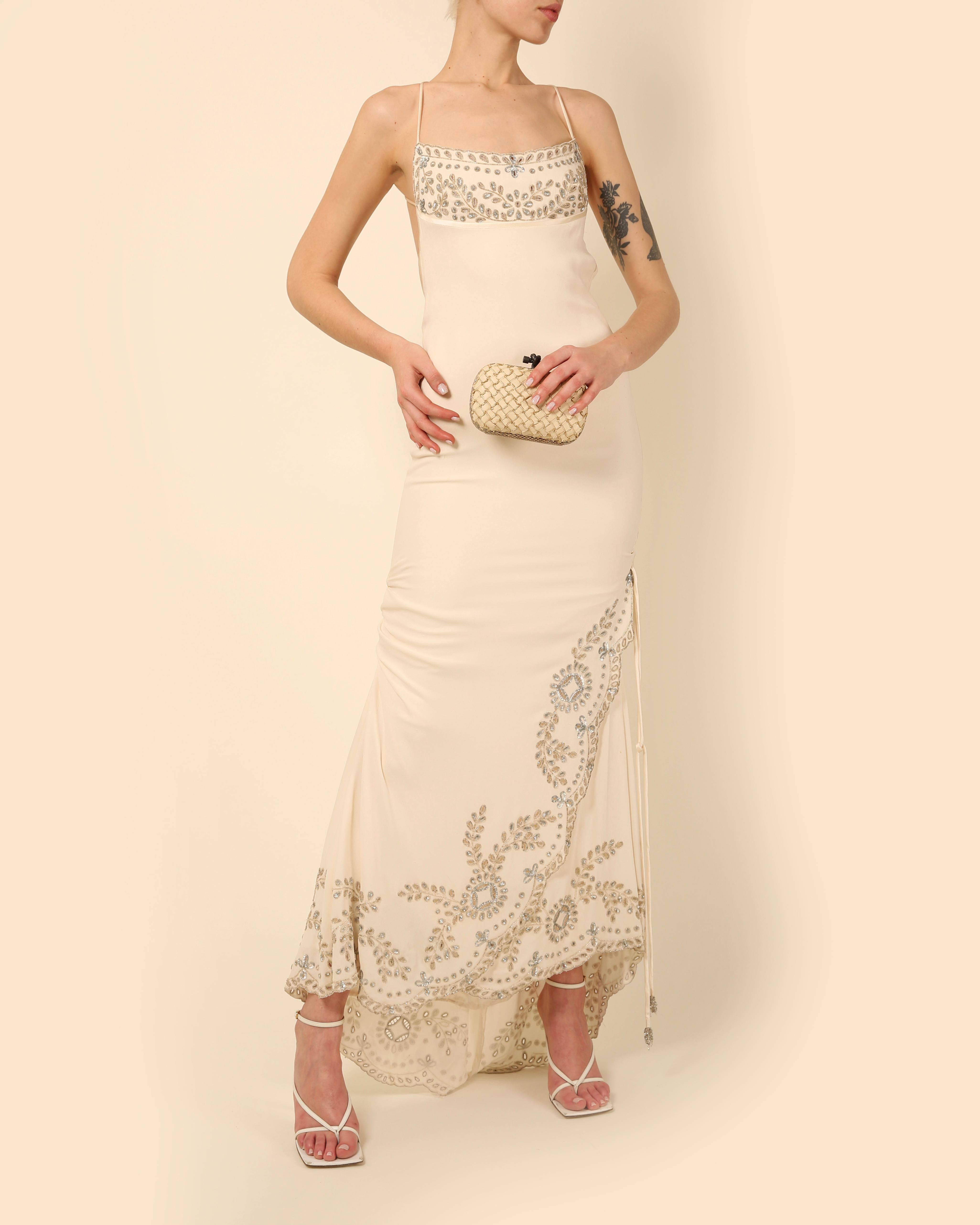 Valentino Valentino Vintage elfenbein Silber Pailletten Perlen rückenfreies Hochzeitskleid Maxikleid im Zustand „Relativ gut“ in Milano, Lombardia