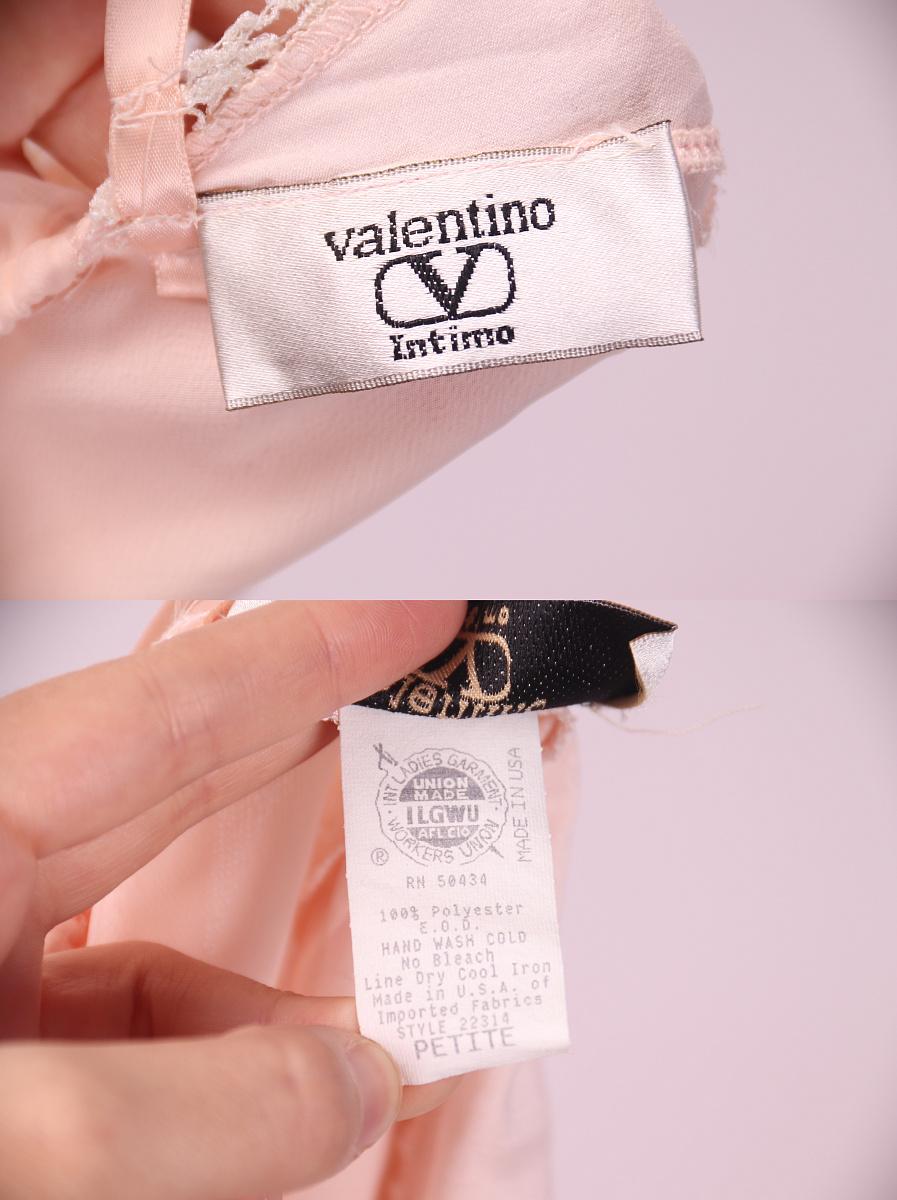 Top camicia da notte vintage Valentino In condizioni buone in vendita a Алматинский Почтамт, KZ