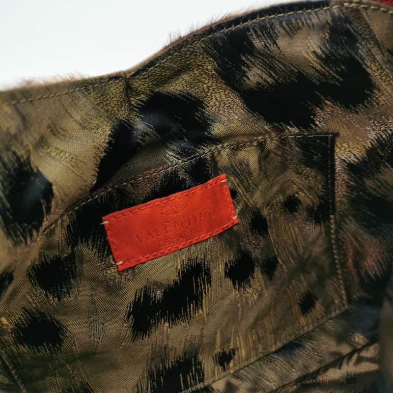 Valentino Vintage Red Leopard Print Pony-style Calfskin Embroidered Shoulder Bag For Sale 2
