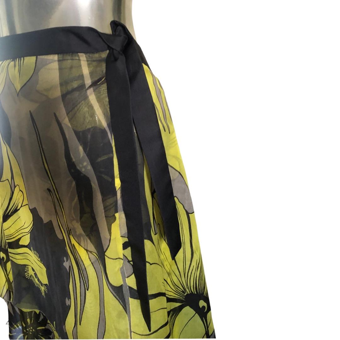 Valentino Italy Signature Chartreuse Floral Silk Print Tiered Skirt Size 12 For Sale 1