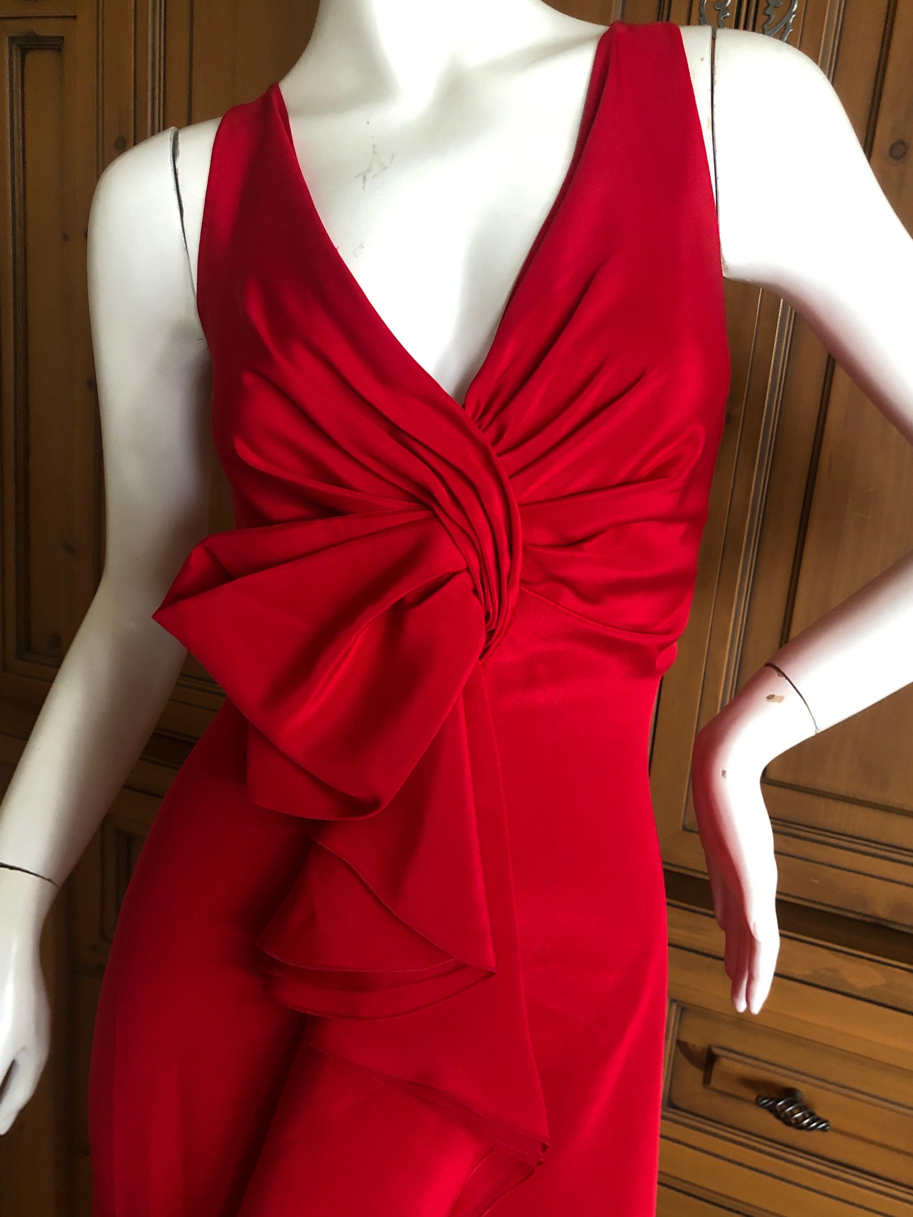 Valentino Vintage Signature Red Low Cut Silk Chiffon Evening Dress with Train In Excellent Condition For Sale In Cloverdale, CA