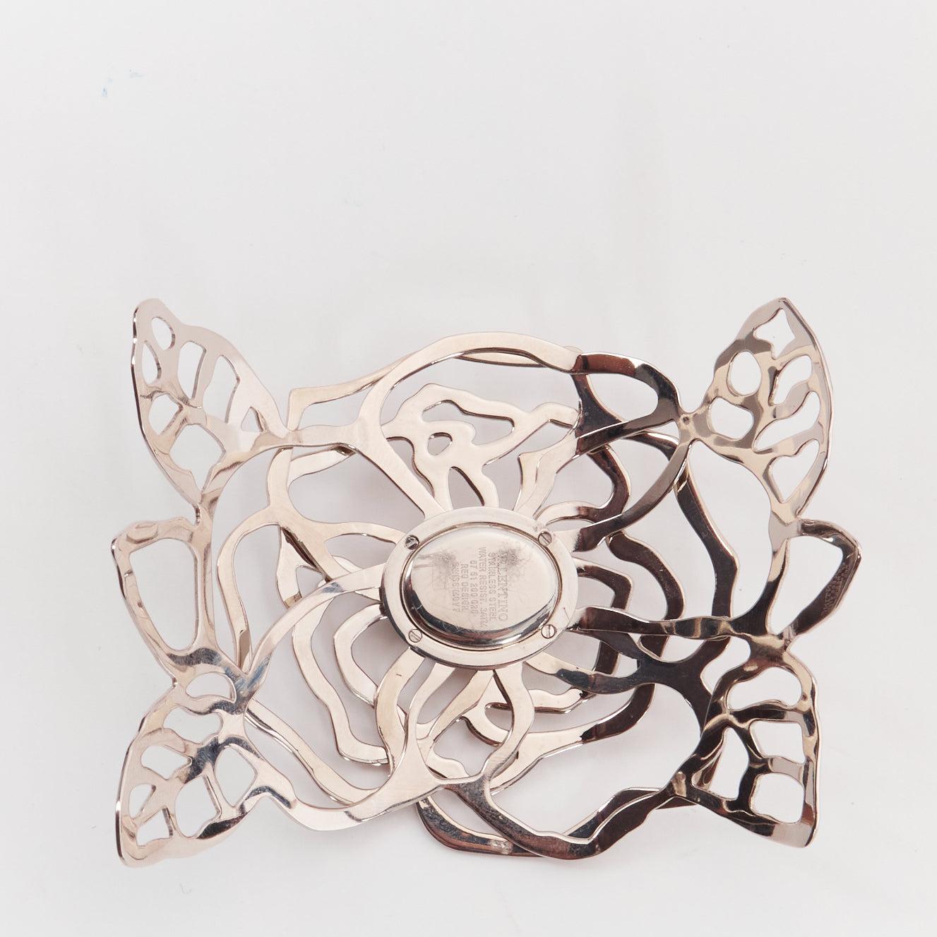 VALENTINO Montre bracelet vintage fleur en cristal argenté et acier inoxydable en vente 1