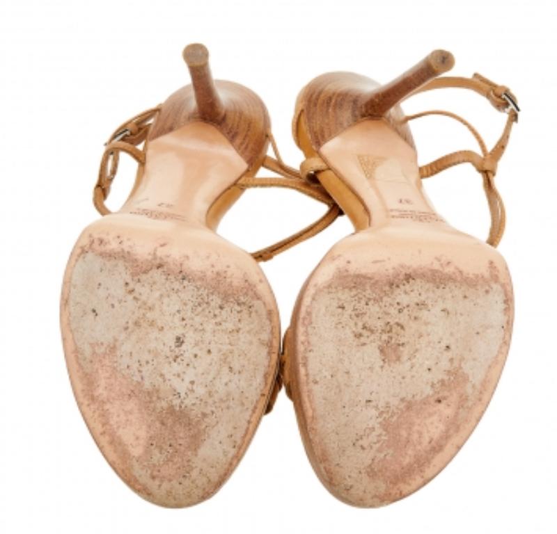 Valentino Vintage By Tan Leder verschönert Knöchelriemen Sandalen Größe 37 im Angebot 2