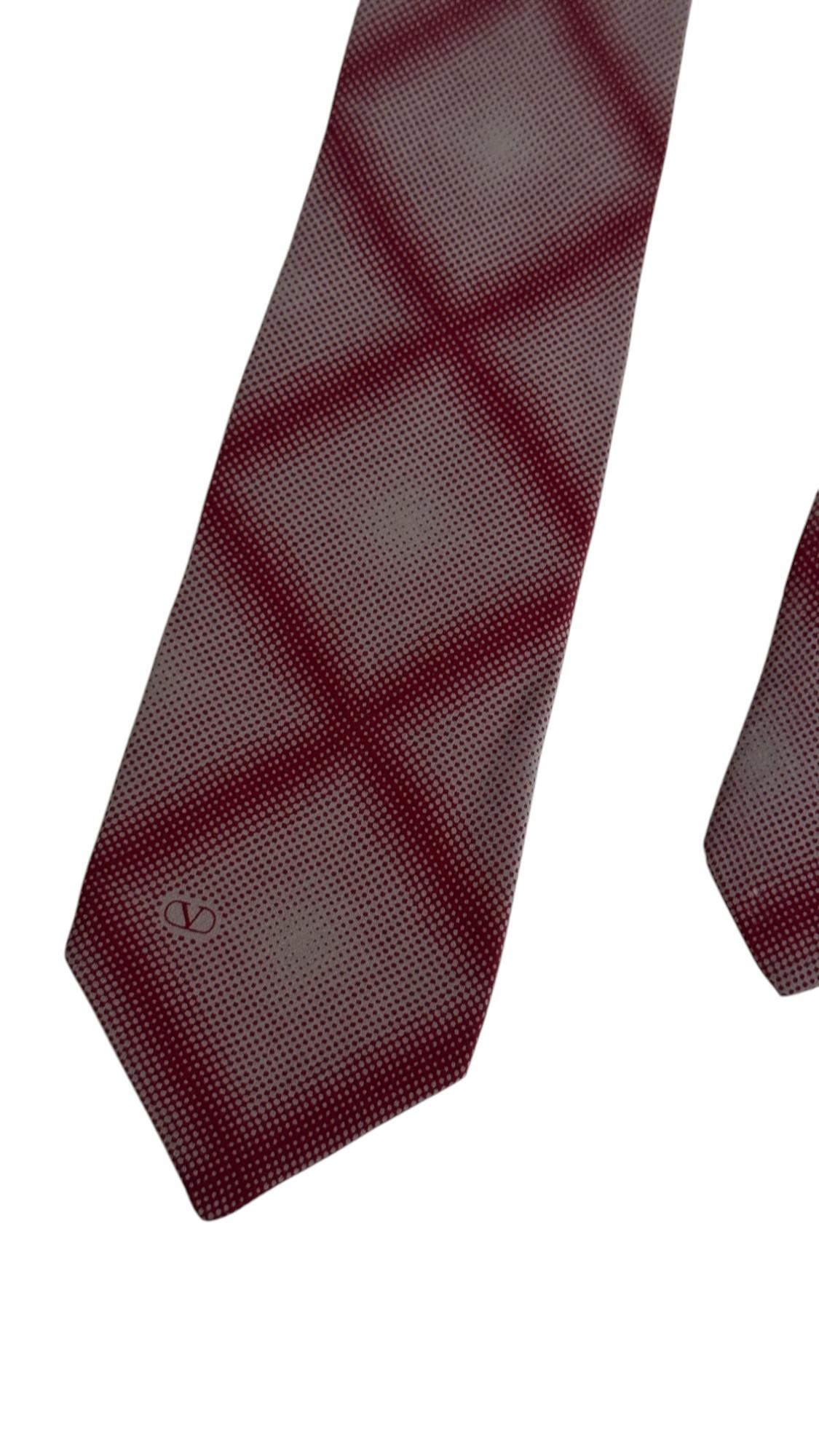 Valentino Vintage Tie – Burgundy and Grey Geometric Pattern – Made in Italy in vendita 3