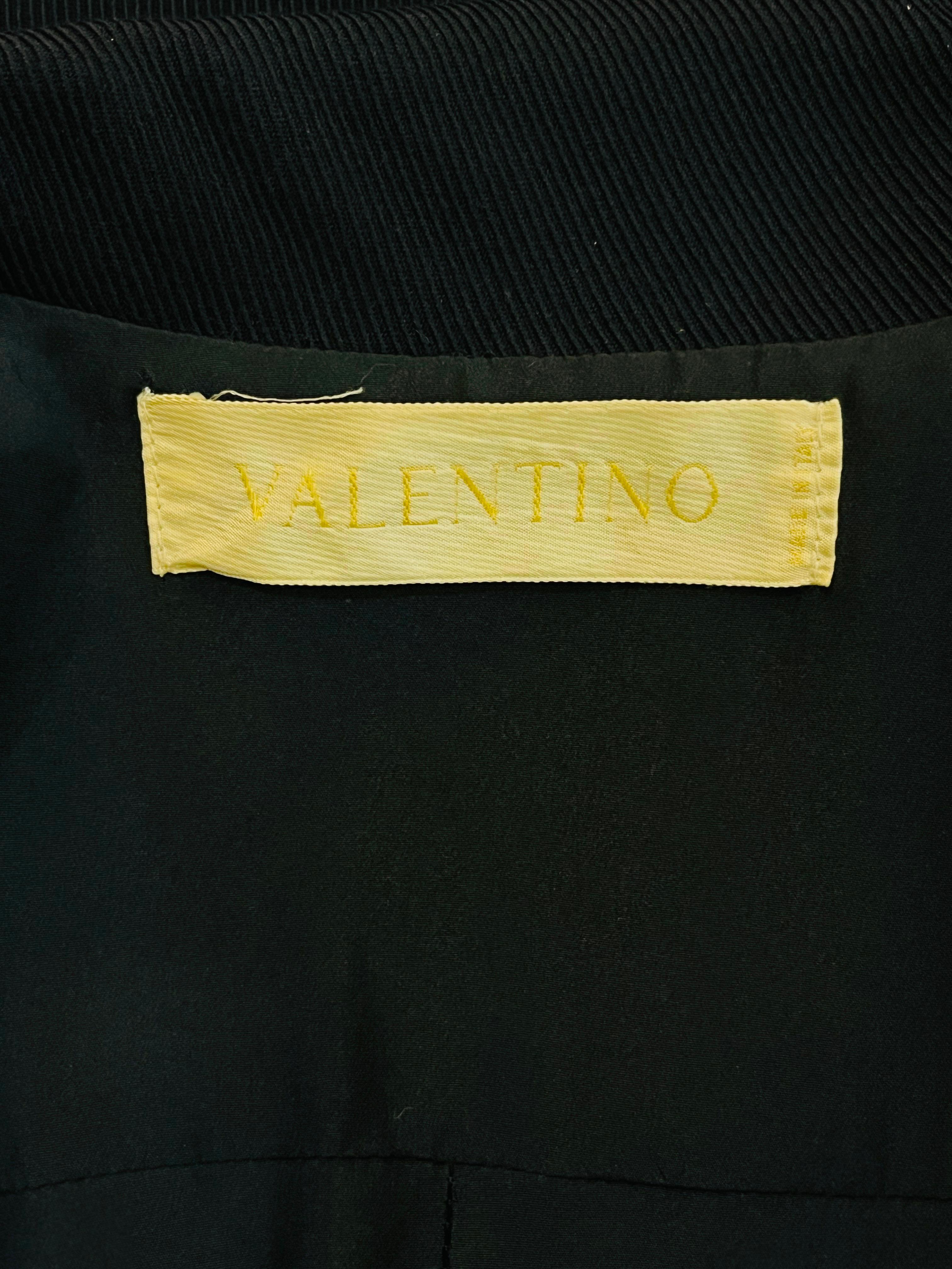 Valentino Vintage Mantel aus Schurwolle im Angebot 2