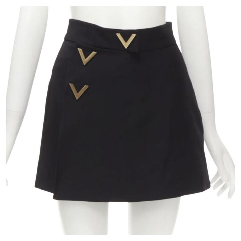 VALENTINO VLOGO gold metal button black wool silk 60's mini skirt skorts IT38 XS For Sale