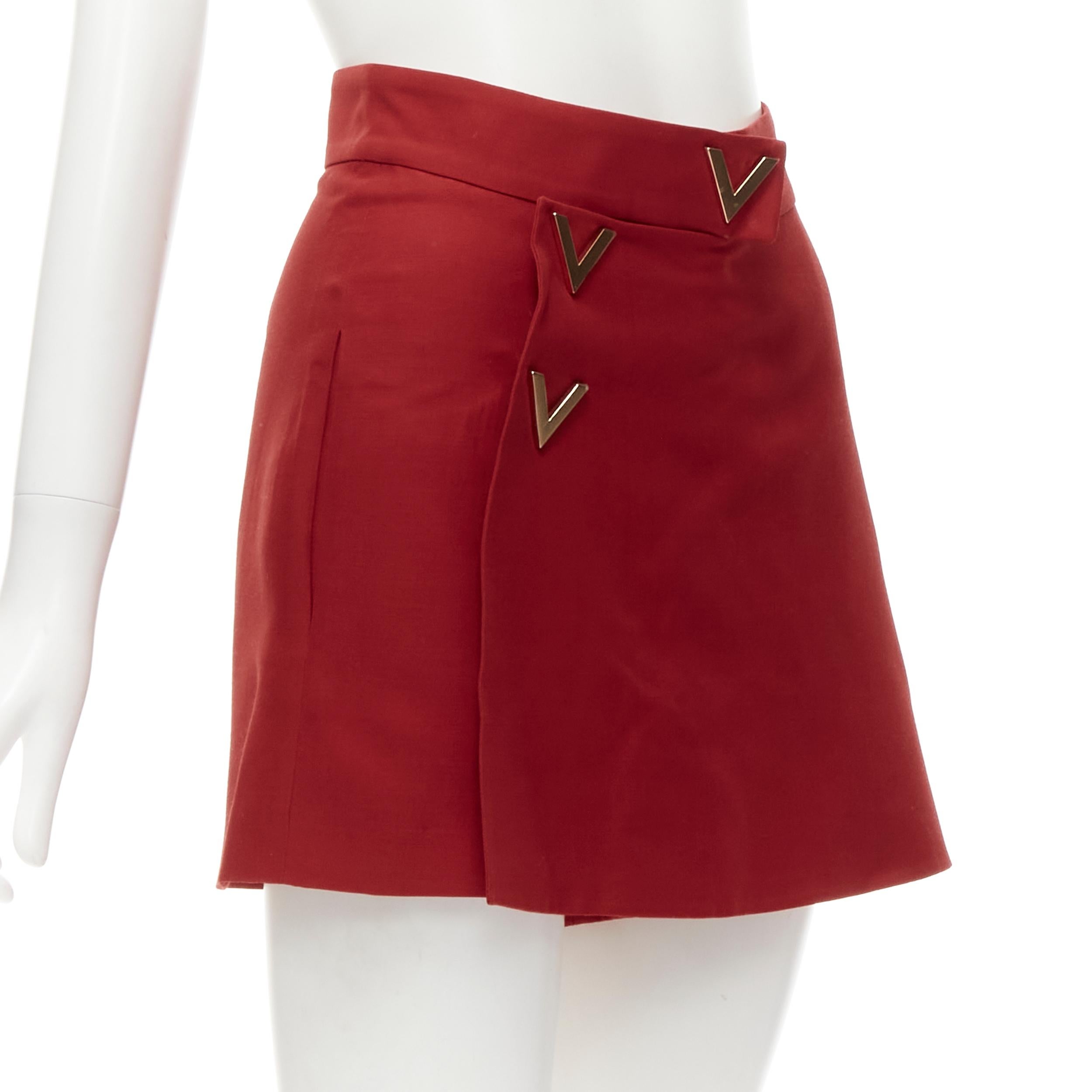 Red VALENTINO VLOGO gold tone V button red wool silk 60's mini skirt skorts IT38 XS