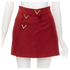 VALENTINO VLOGO gold tone V button red wool silk 60's mini skirt skorts IT38 XS