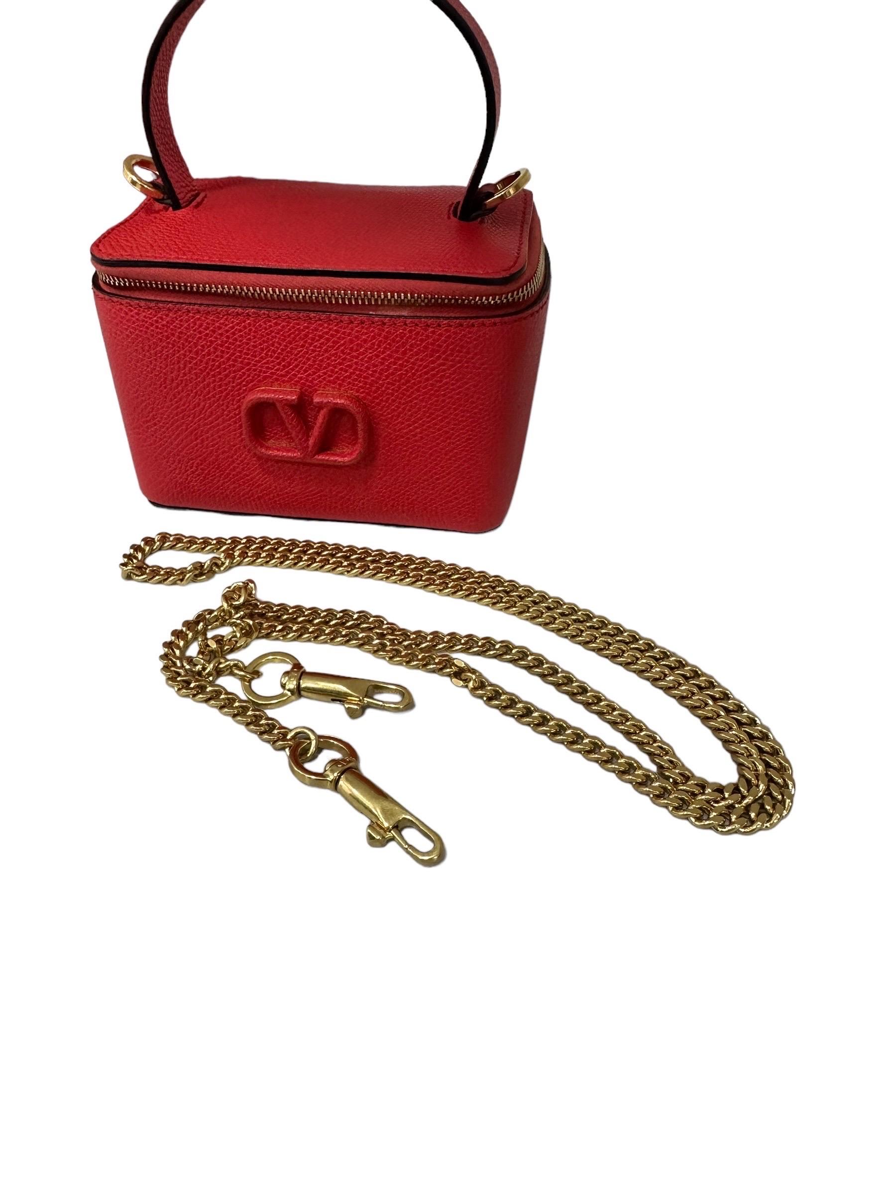 Valentino VLogo Micro Beauty Rosso Borsa a Tracolla For Sale 9
