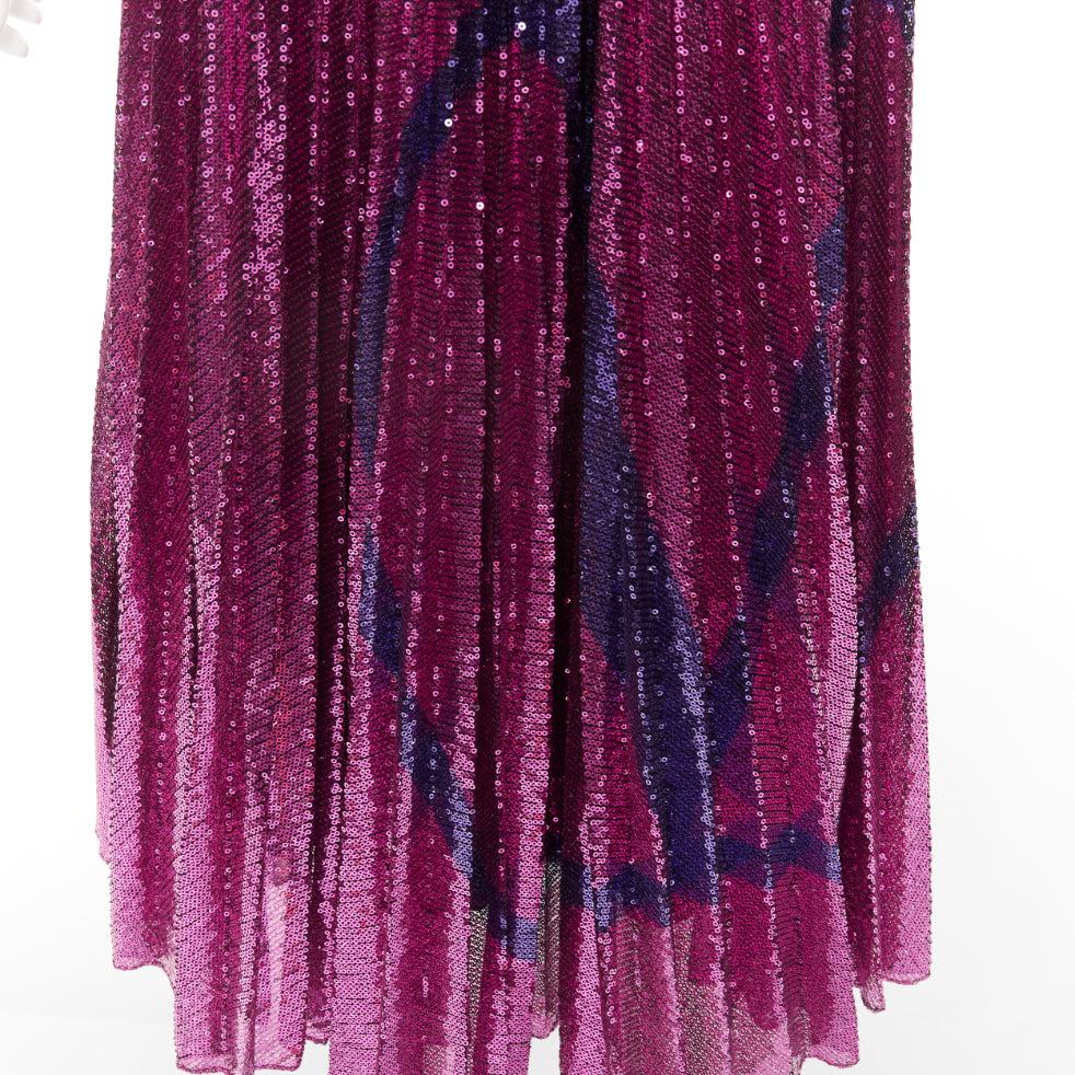 VALENTINO VLOGO pink purple full sequin embellished pleated plisse midi skirt S
Reference: AAWC/A00589
Brand: Valentino
Designer: Pier Paolo Piccioli
Collection: VLOGO
Material: Polyester
Color: Pink, Purple
Pattern: Logomania
Closure: Zip
Extra