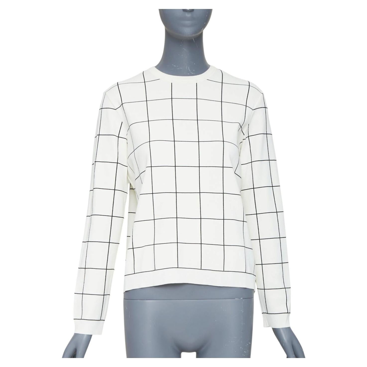 Haut en maille à col rond Valentino, en mélange de viscose, motif à carreaux blancs et noirs, taille M en vente