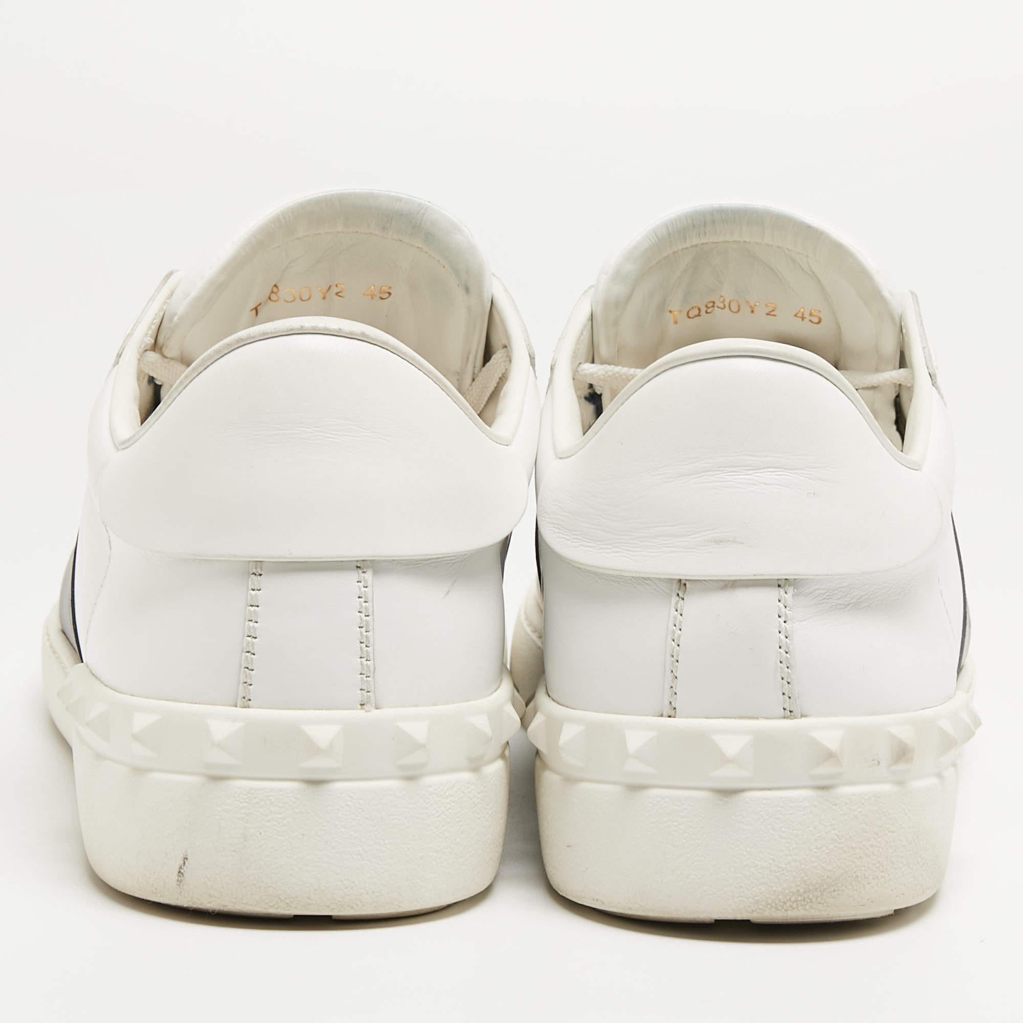 Valentino White/Blue Leather Open Stud Lace Up Sneakers Size 45 For Sale 3