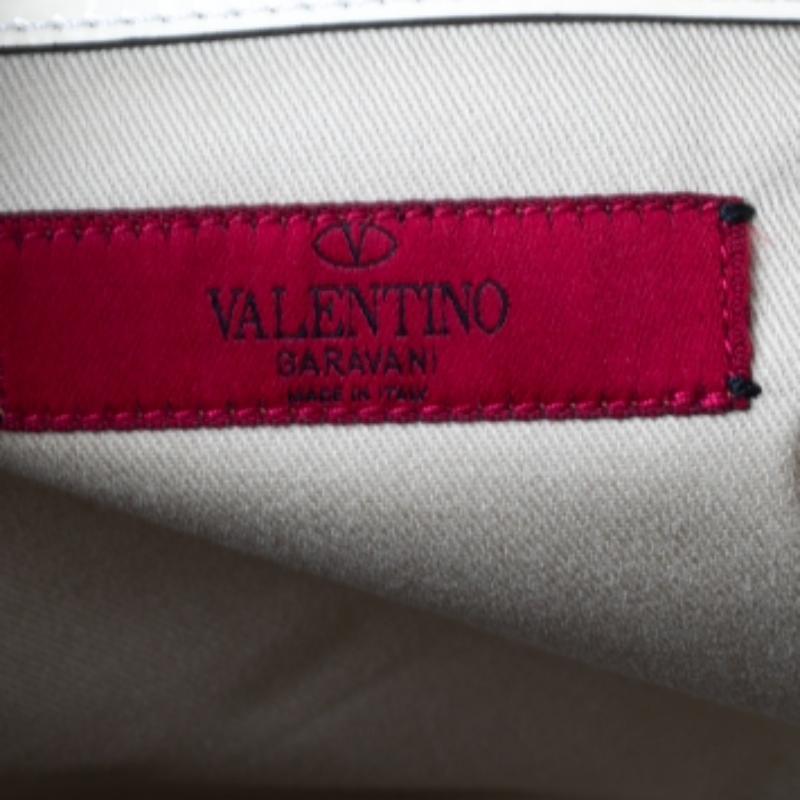 Valentino Weiß/Braun Lackleder und Python Große Aphrodite-Schleifentasche im Zustand „Relativ gut“ im Angebot in Dubai, Al Qouz 2