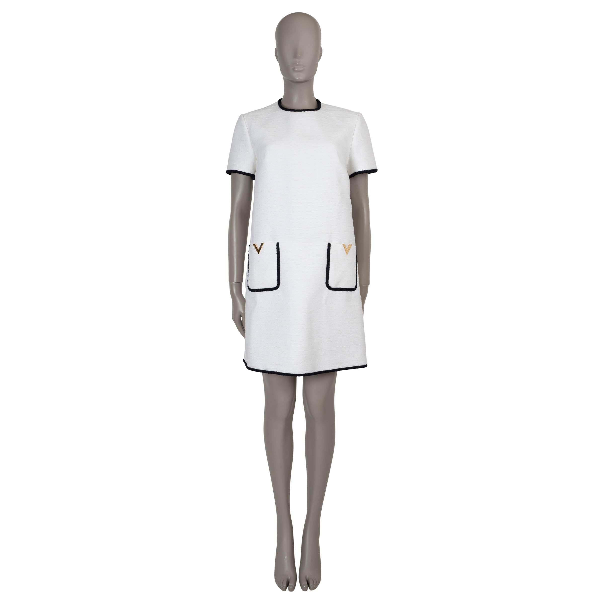 VALENTINO white cotton 2022 CRISP VLOGO TWEED MINI Dress S In Excellent Condition For Sale In Zürich, CH