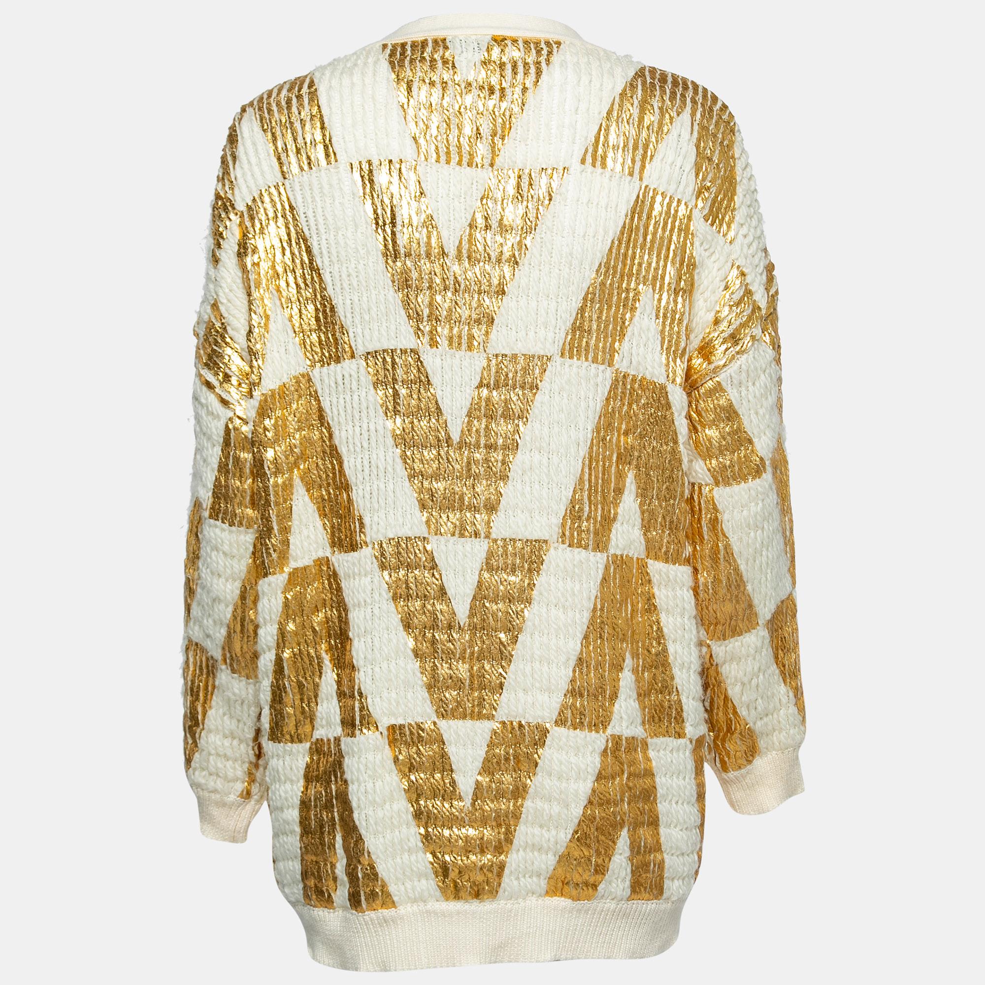 Che tu voglia uscire con gli amici o semplicemente rilassarti, questo cardigan è un capo versatile e può essere abbinato in molti modi. È stato realizzato con un tessuto pregiato.

