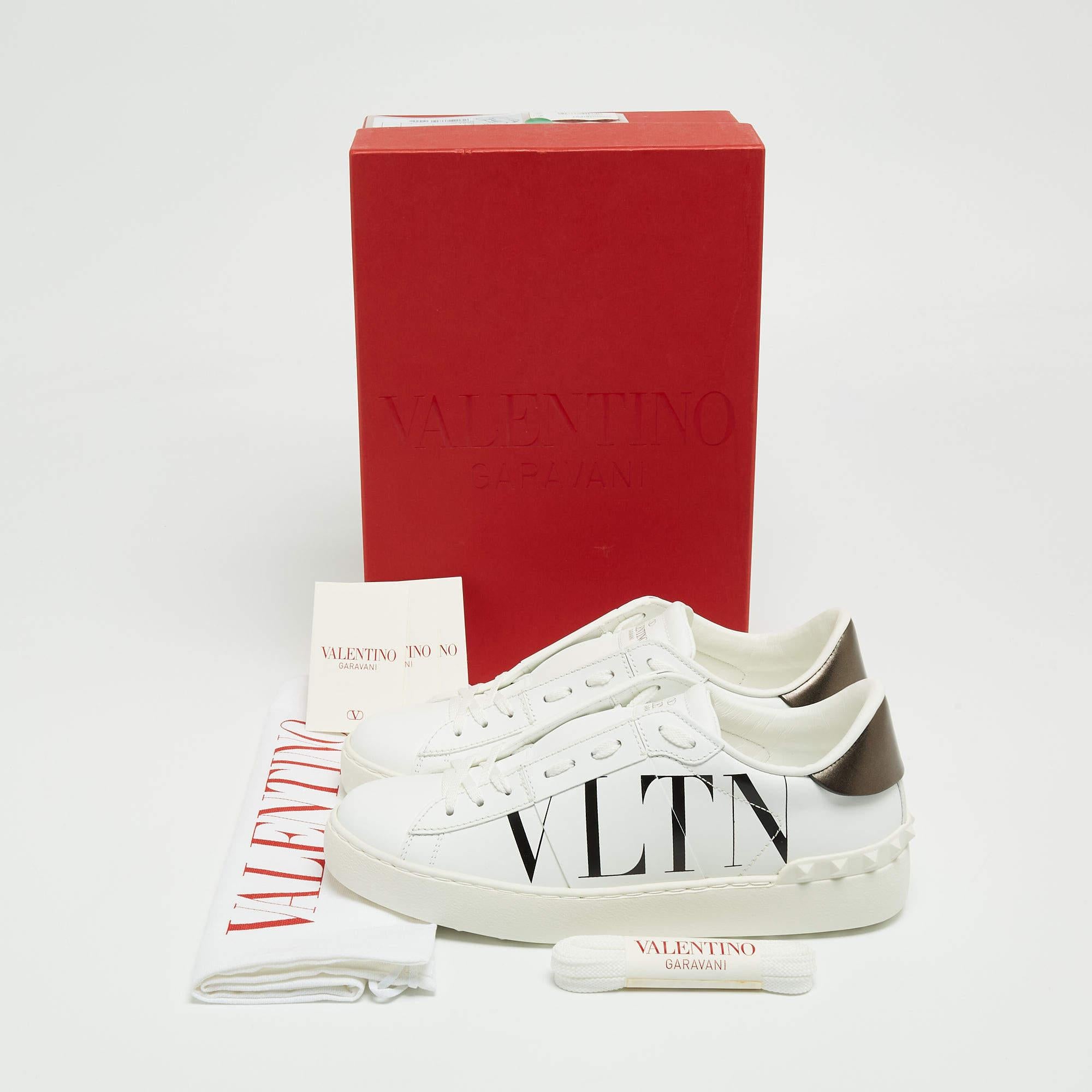 Valentino White/Grey Leather VLTN Rockstud Sneakers Size 37 4