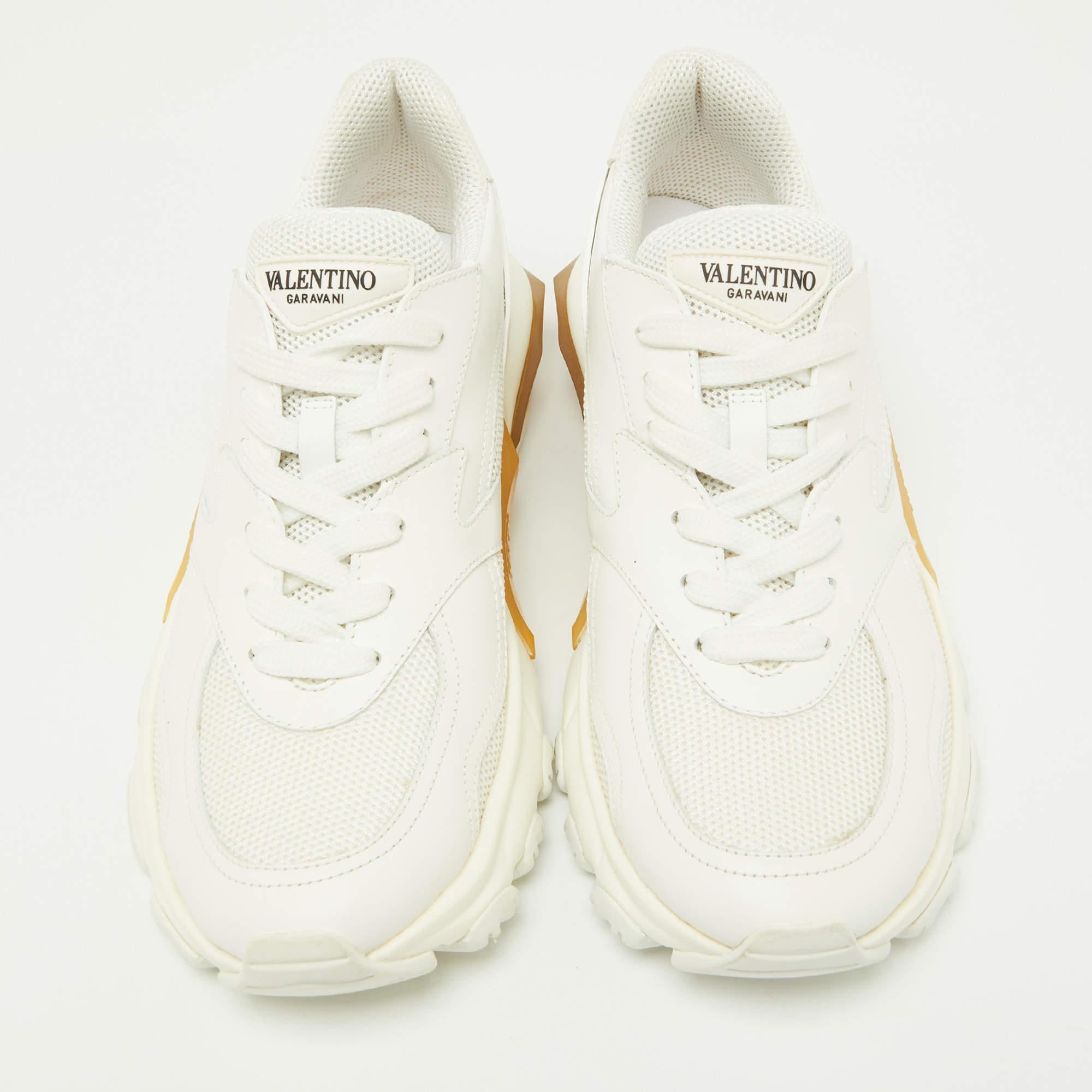 Valentino's Bounce sneaker is presented in white leather, with brand details, elevated soles, and laces for easy securing. The shoes fit well and look great.

Includes
Original Dustbag, Extra Lace