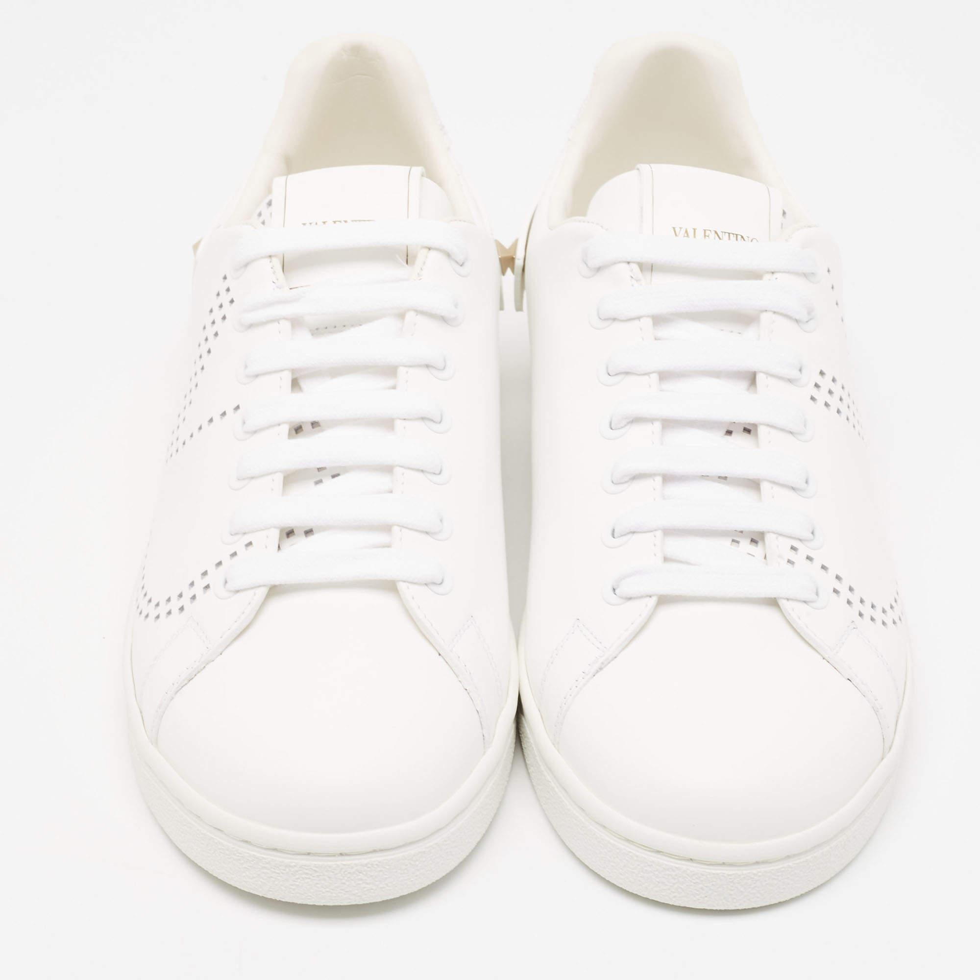 Coming in a classic silhouette, these designer sneakers are a seamless combination of luxury, comfort, and style. These sneakers are designed with signature details and comfortable insoles.

Includes: Extra Lace, Original Dustbag, Info Booklet

