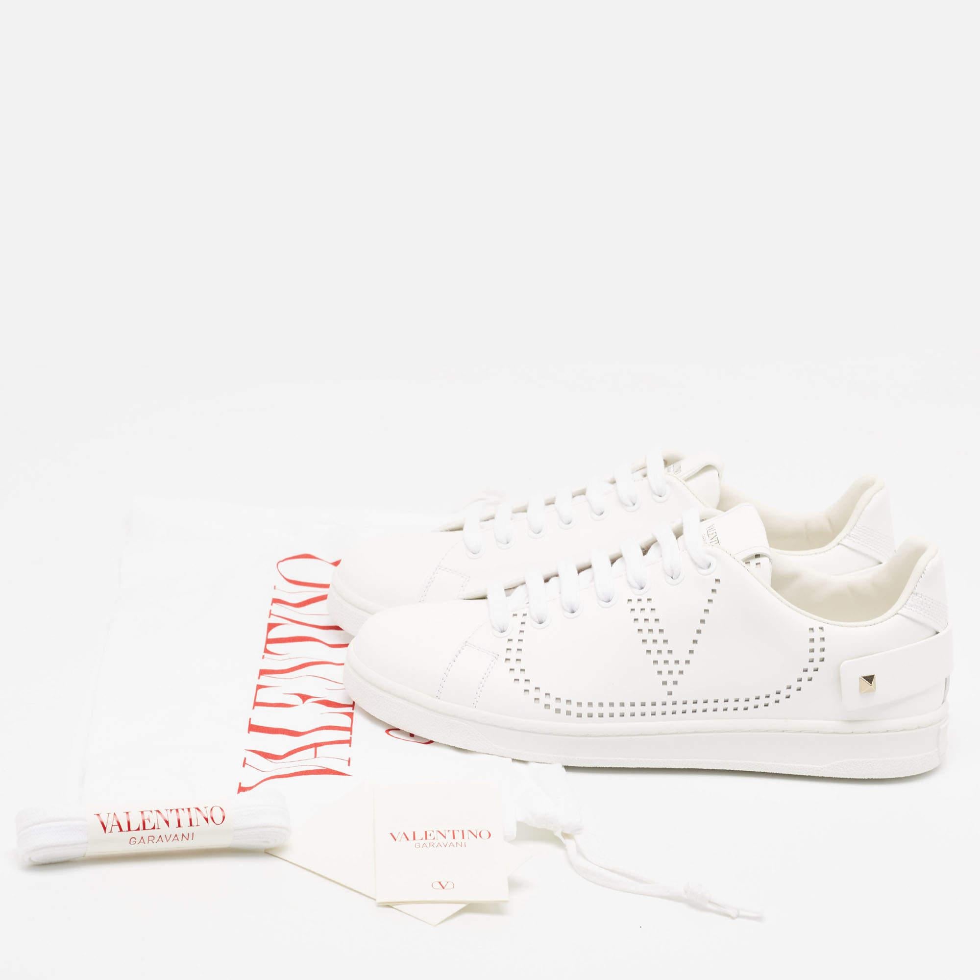 Valentino White Leather Backnet Rockstud Low Top Sneakers Size 39.5 2