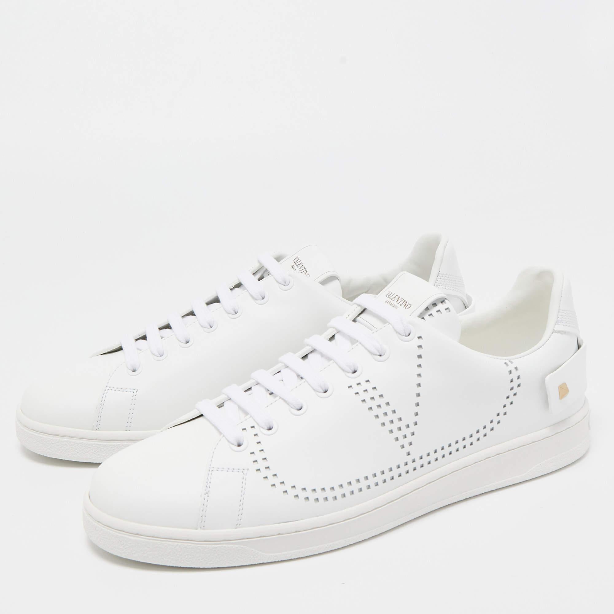 Give your outfit a luxe update with this pair of white Valentino sneakers. The shoes are sewn perfectly to help you make a statement in them for a long time.


