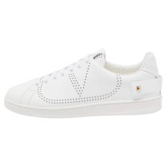 Valentino Weiß Leder Backnet Nieten Low Top Turnschuhe Größe 42