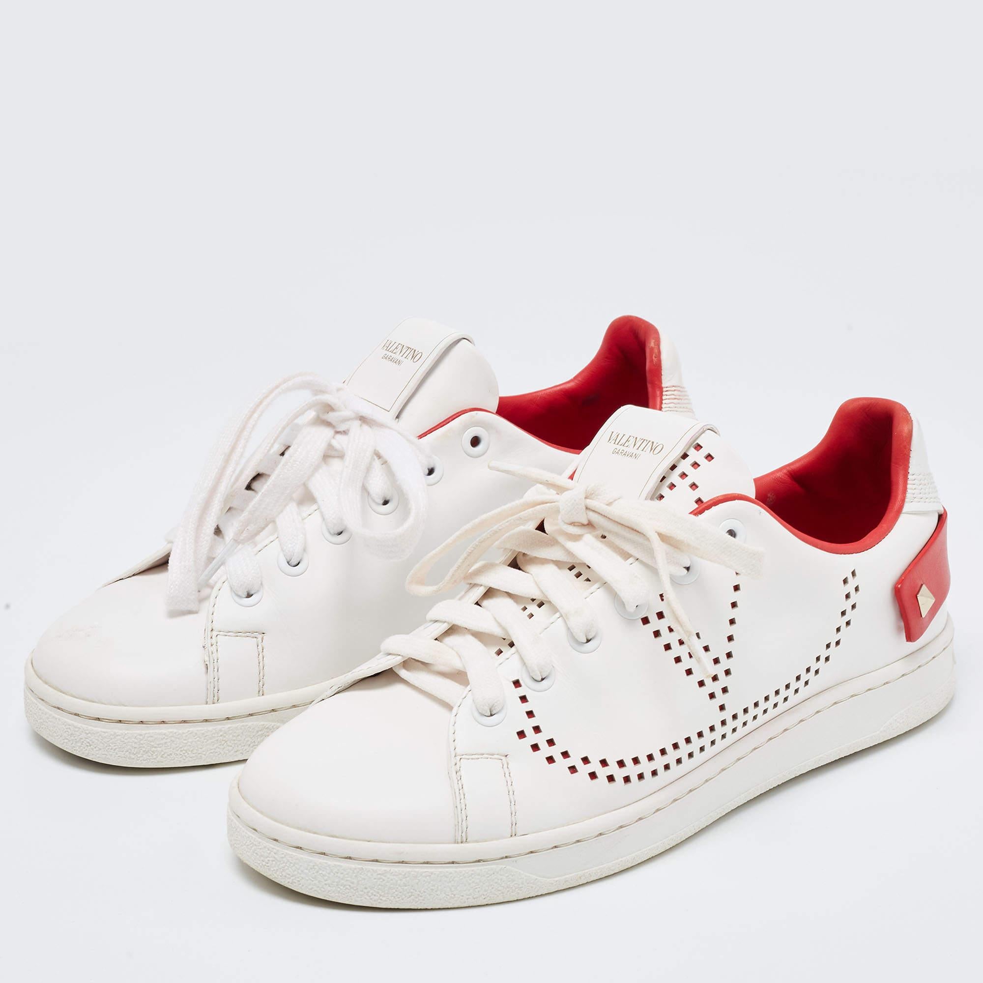 Women's Valentino White Leather Escape V logo Sneakers Size 36